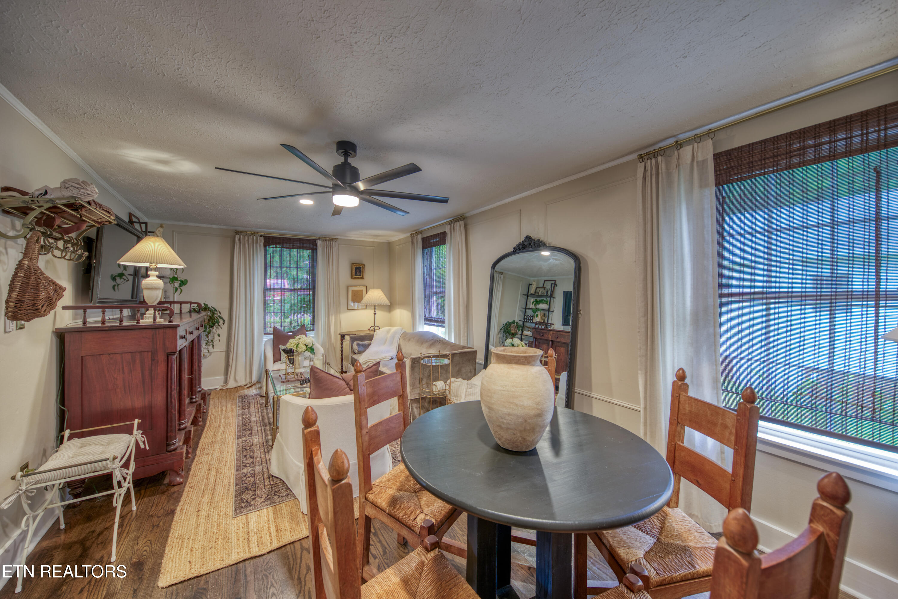 622 Balsam Drive Knoxville TN 37918