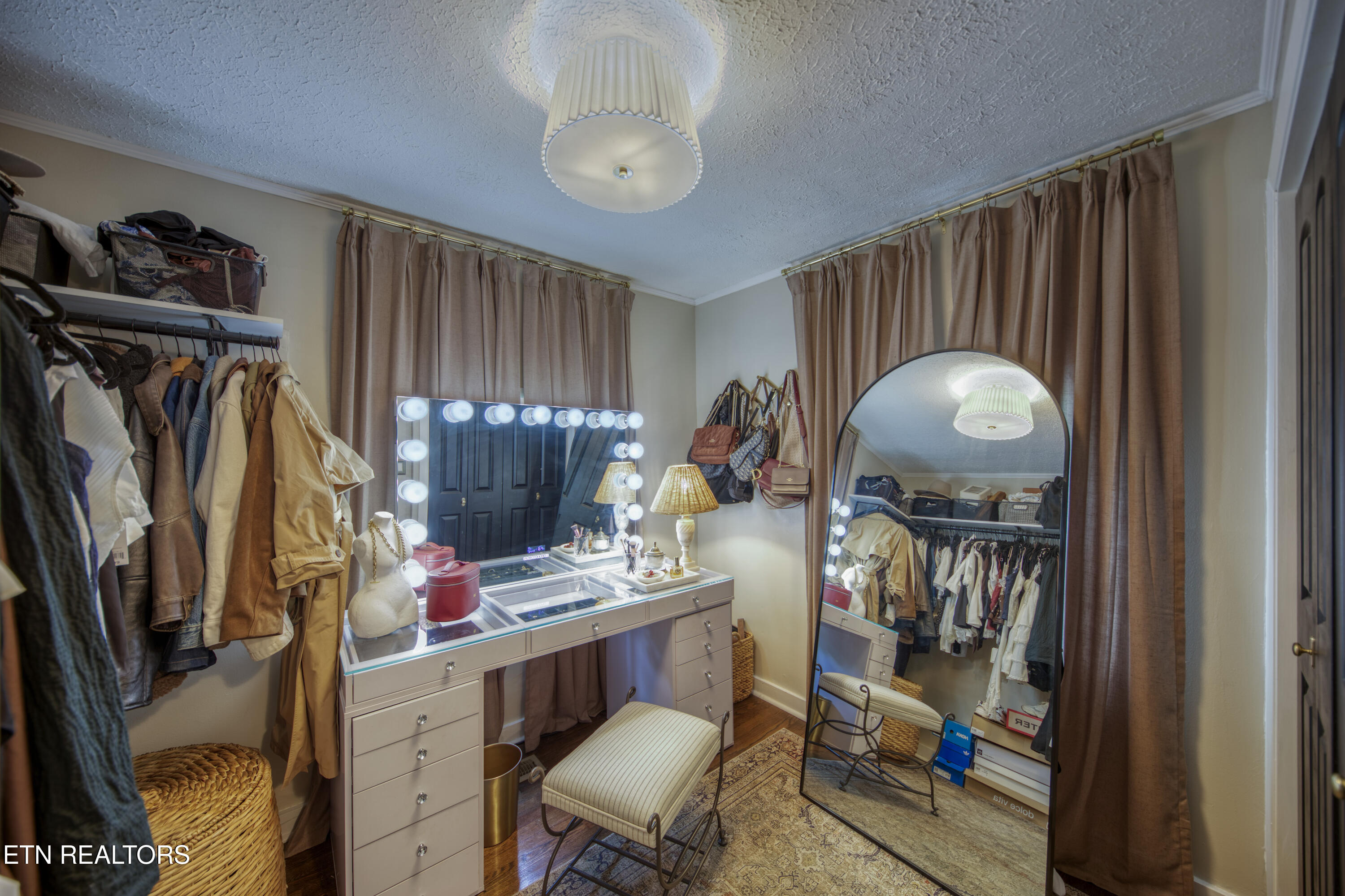 622 Balsam Drive Knoxville TN 37918