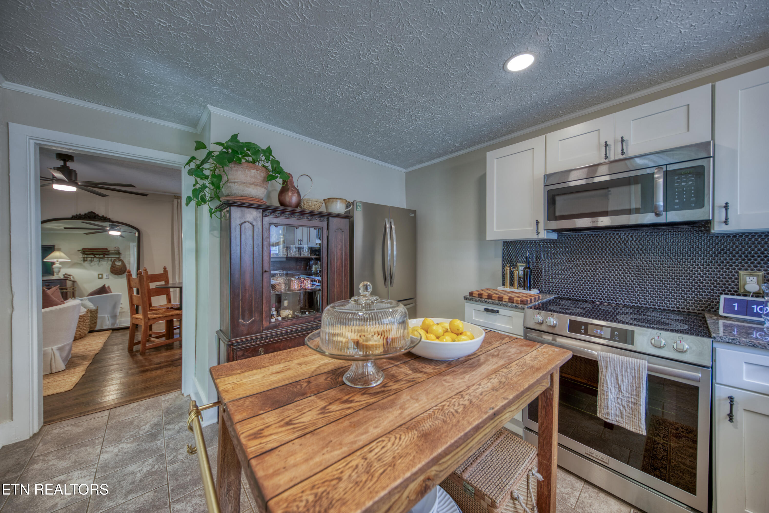 622 Balsam Drive Knoxville TN 37918