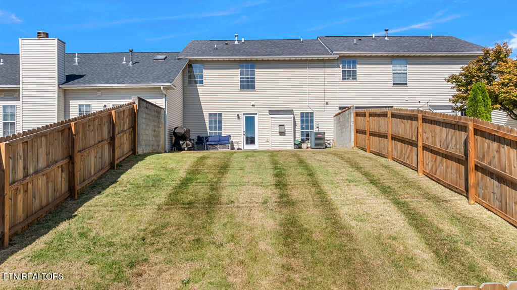 6922 Pemmbrooke Shire Lane Knoxville TN 37909