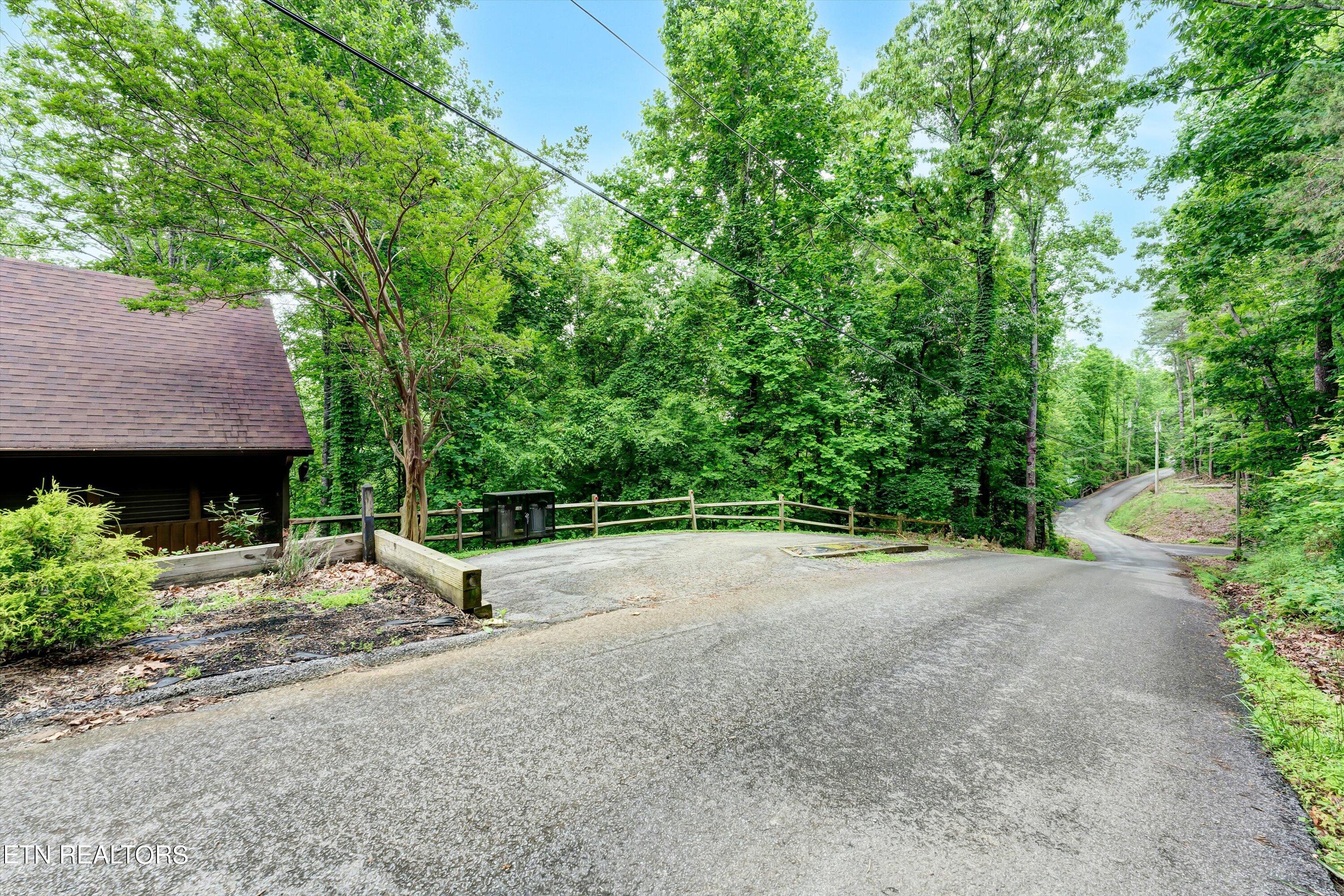 1748 Ridgecrest Drive Sevierville TN 37876