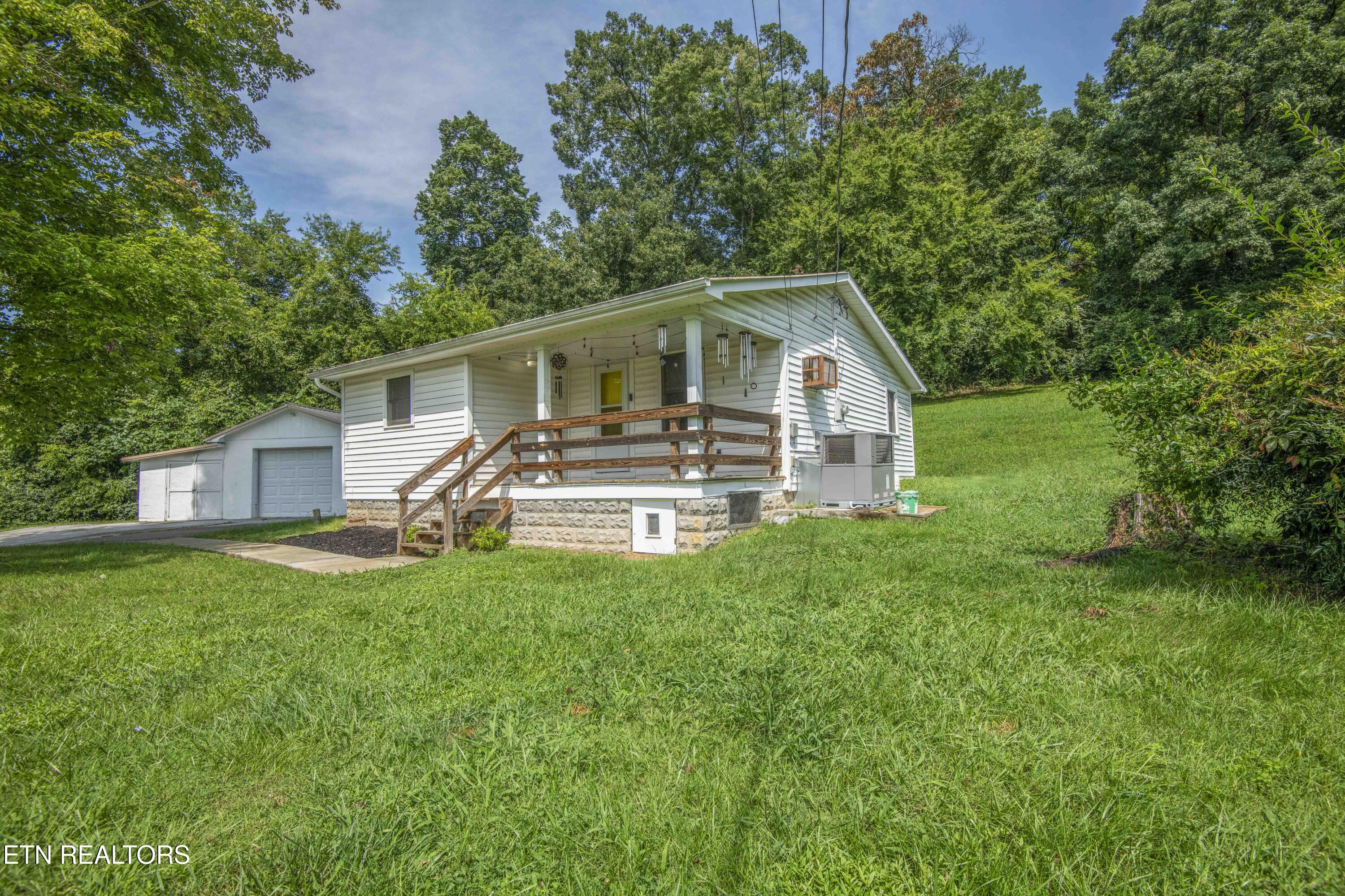 8713 Old Maynardville Pike Knoxville TN 37938