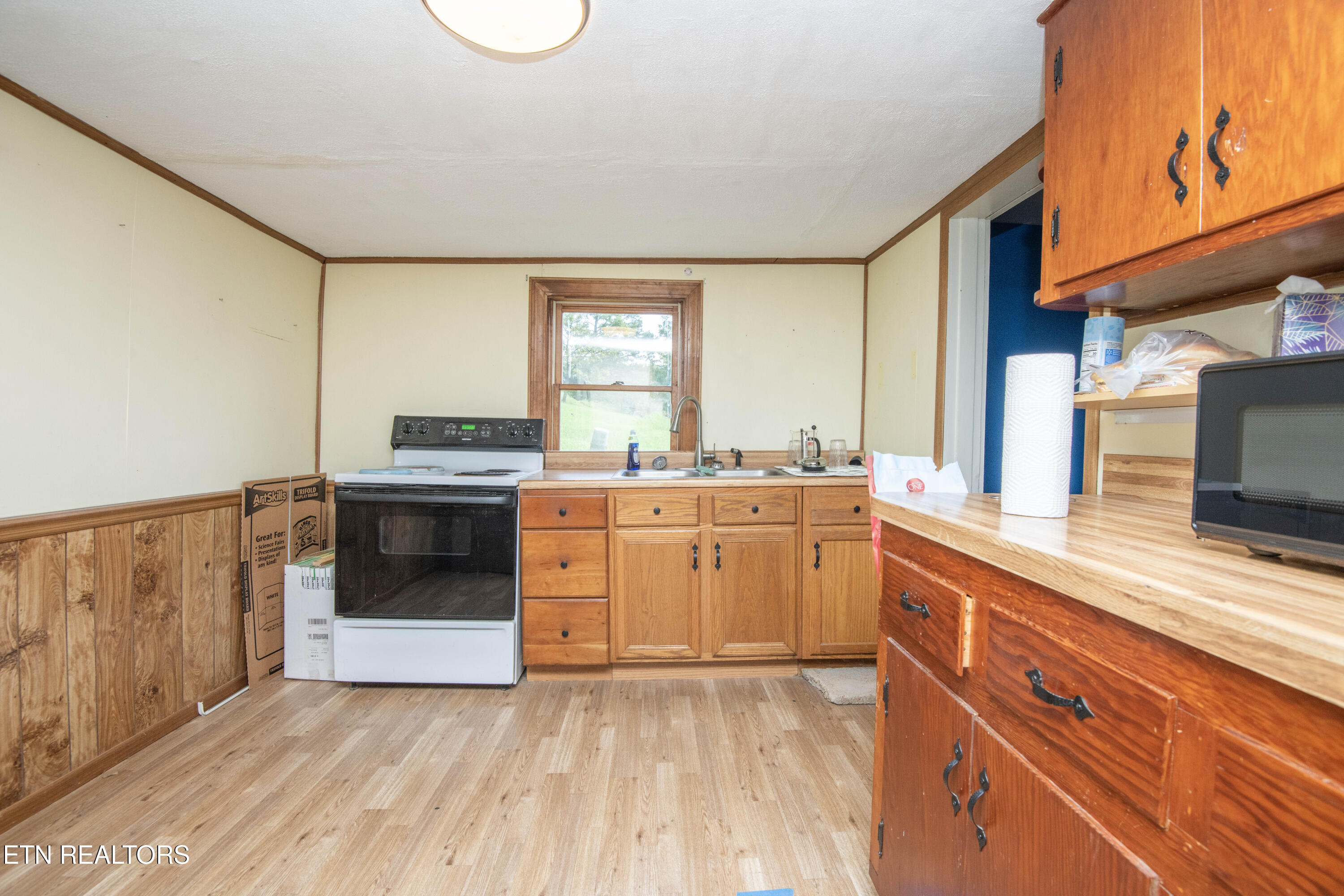 8713 Old Maynardville Pike Knoxville TN 37938