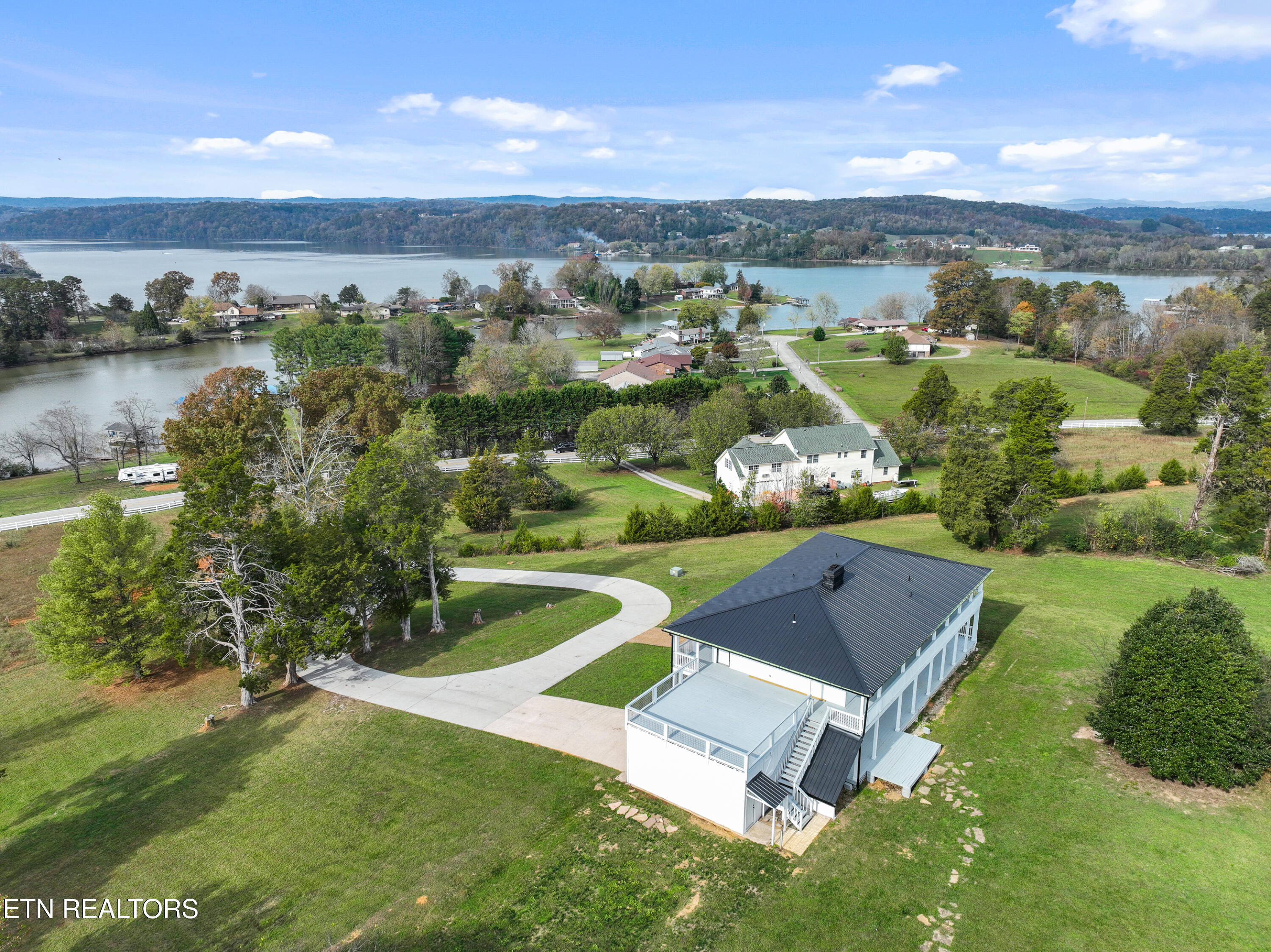615 River Road Kingston TN 37763