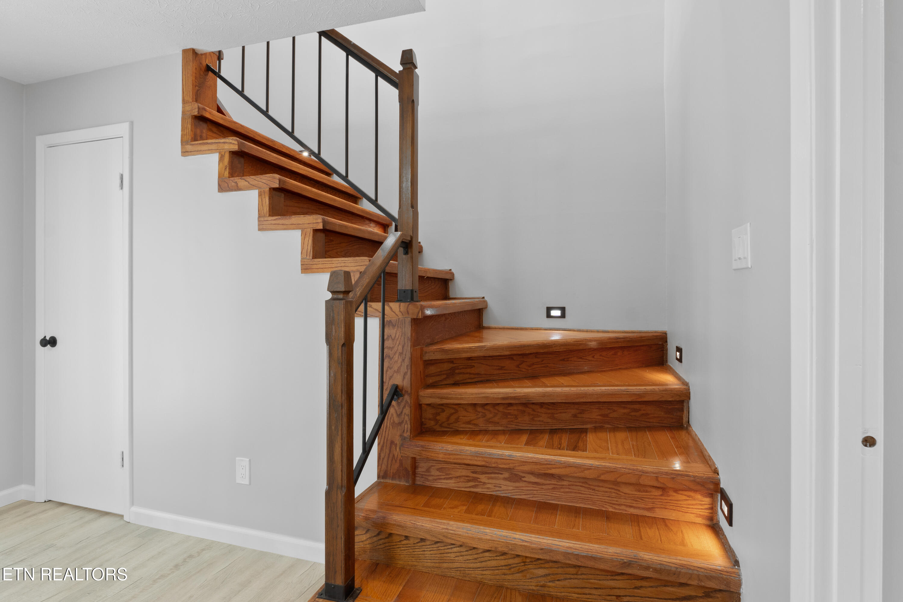 615 River Road Kingston TN 37763