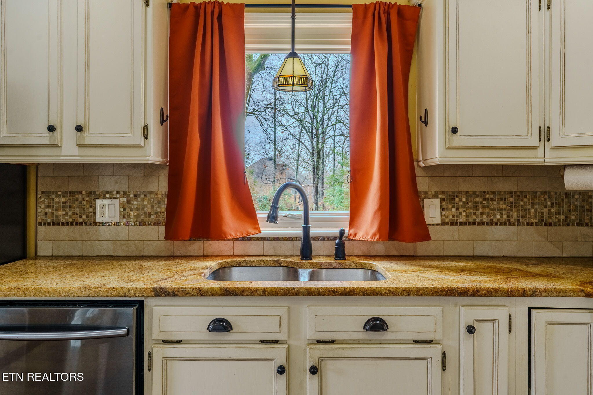 332 Crestview Road Knoxville TN 37934