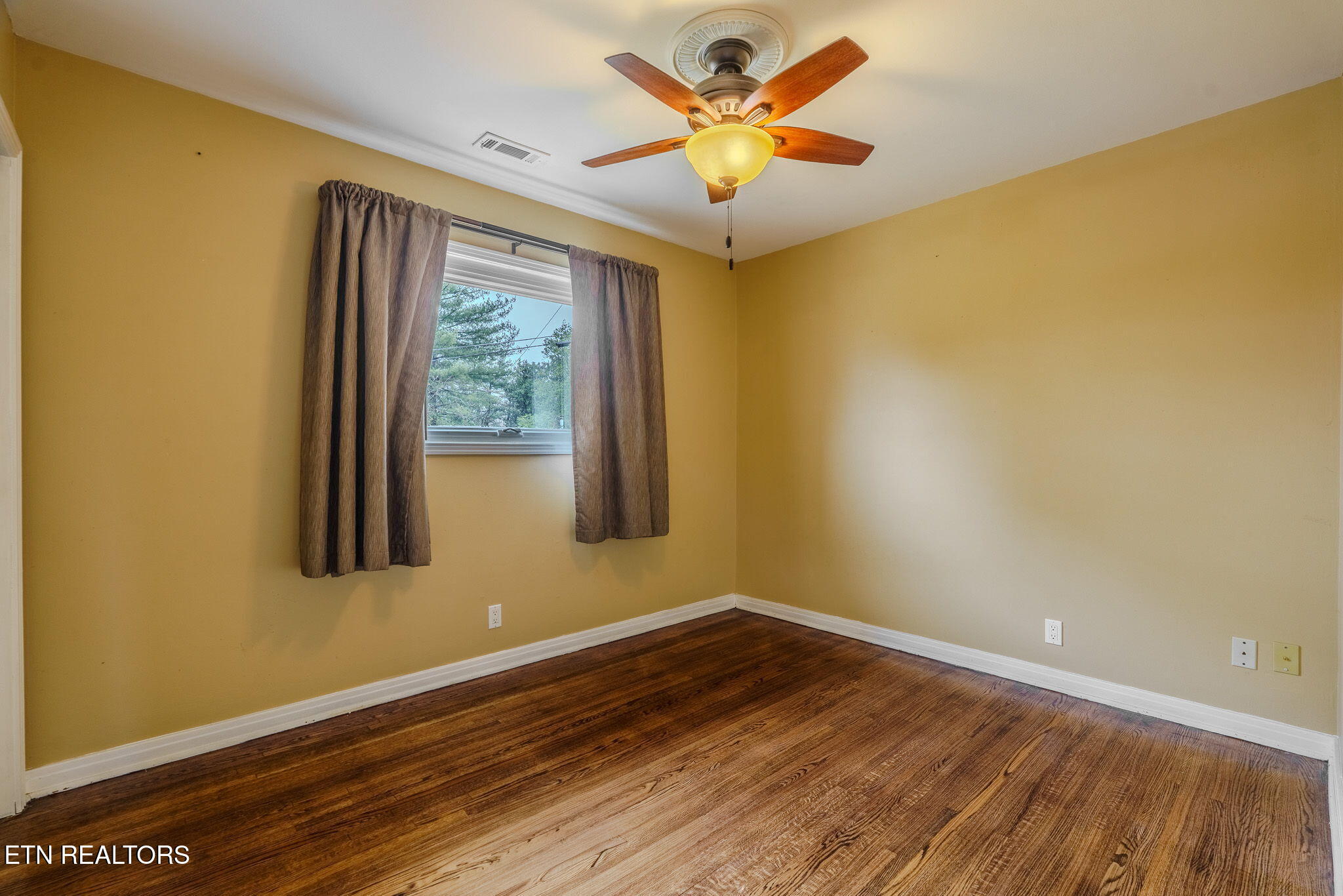 332 Crestview Road Knoxville TN 37934