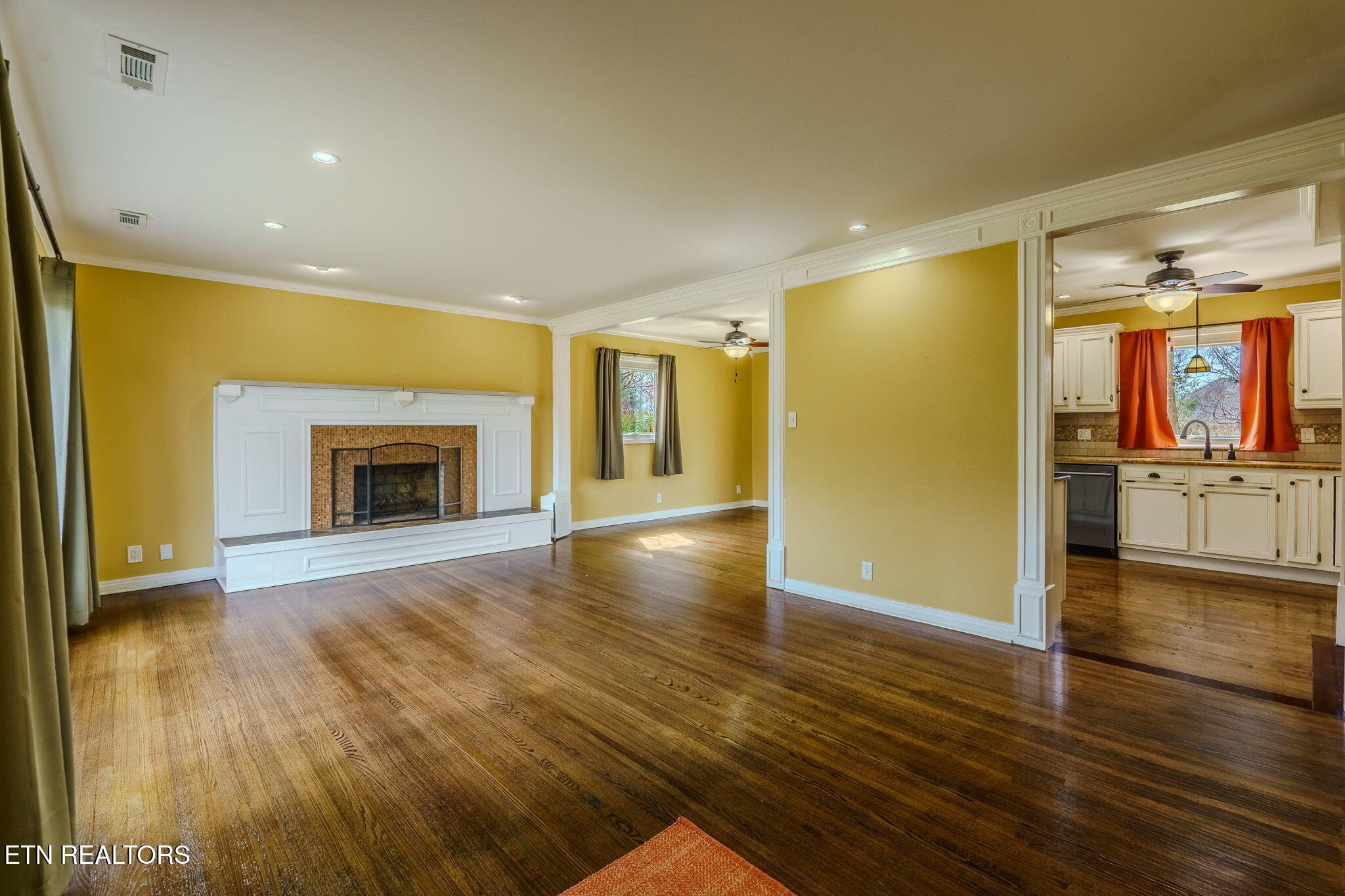 332 Crestview Road Knoxville TN 37934