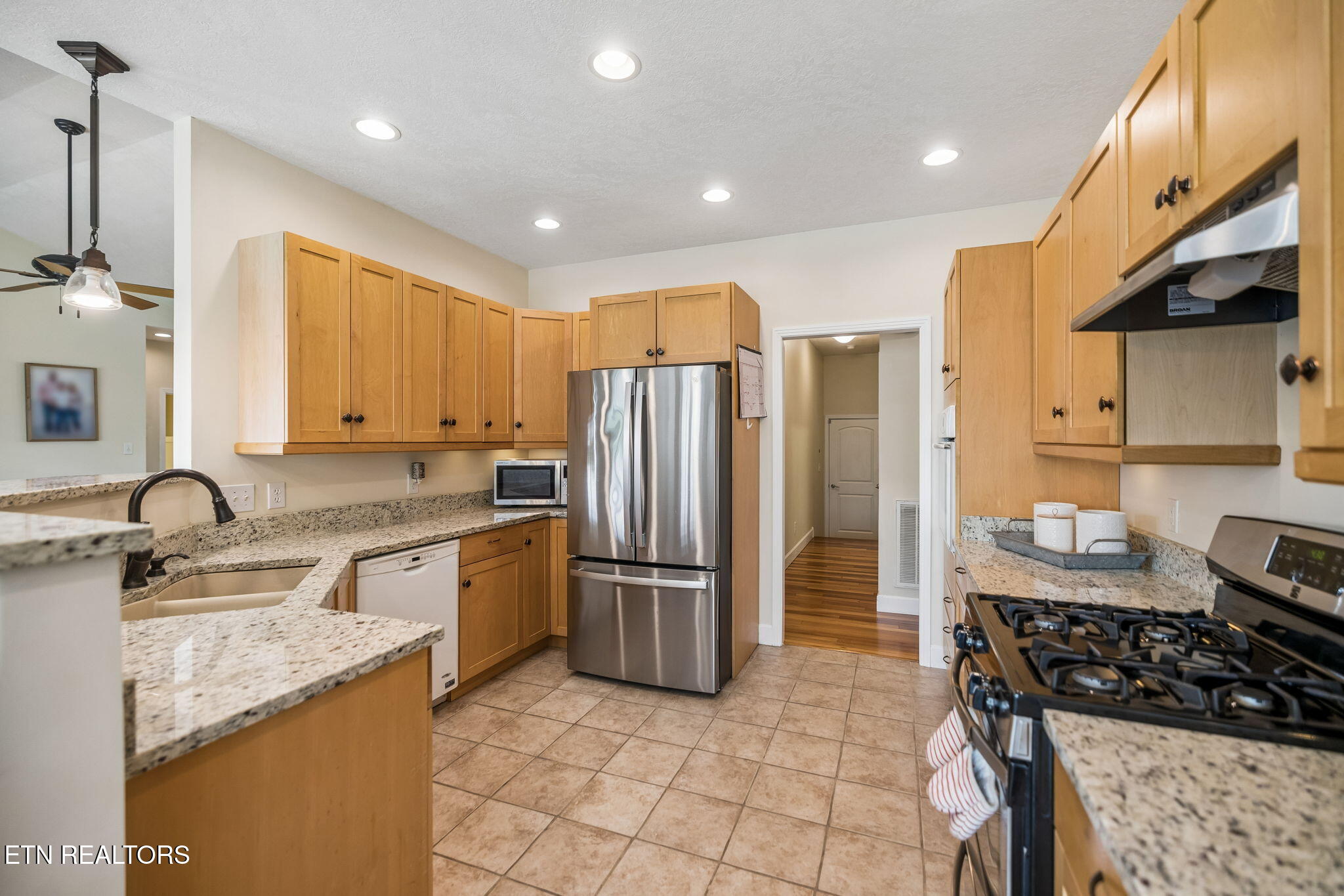 1208 Fox Ridge Drive Powell TN 37849