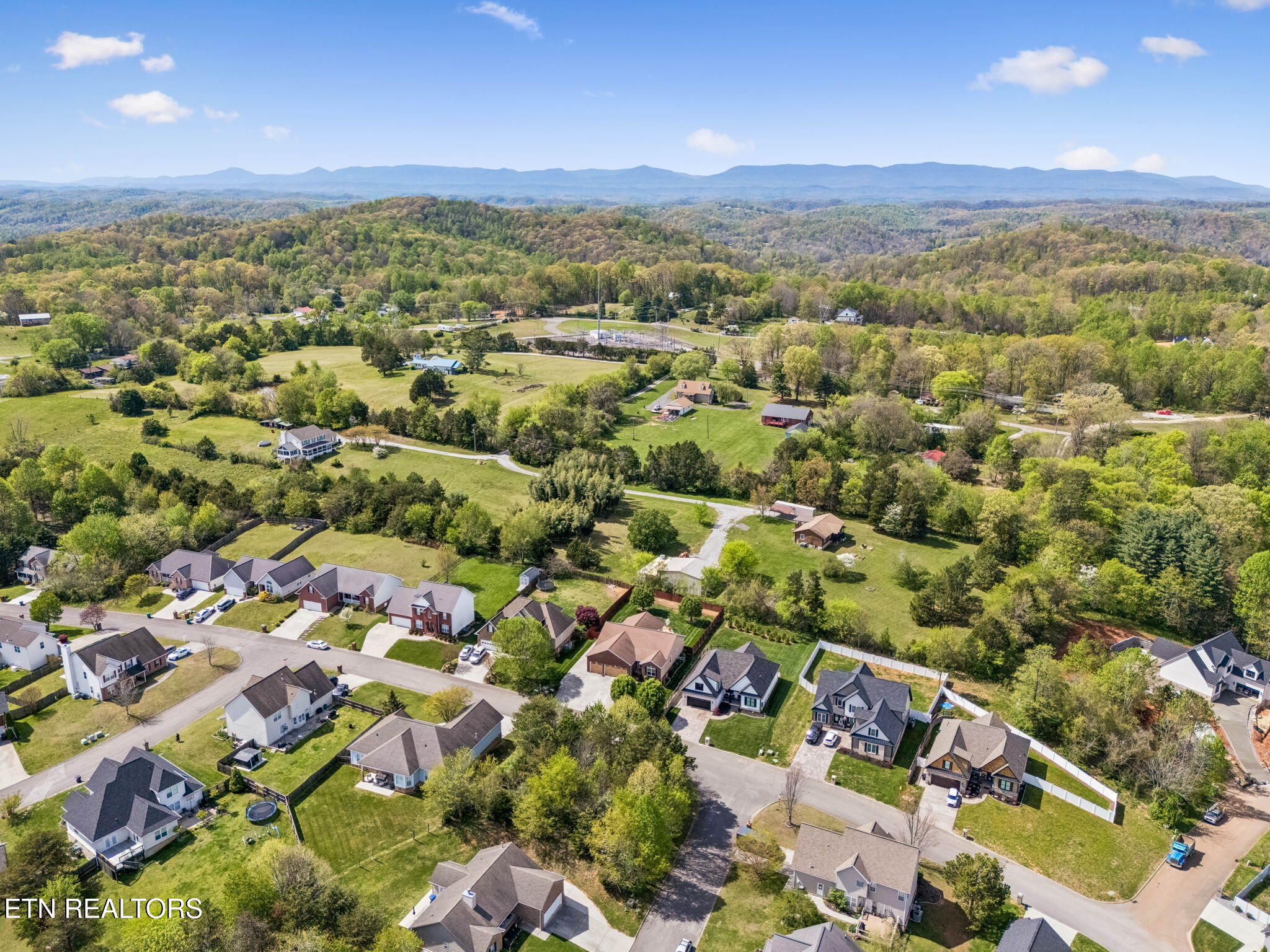 1208 Fox Ridge Drive Powell TN 37849