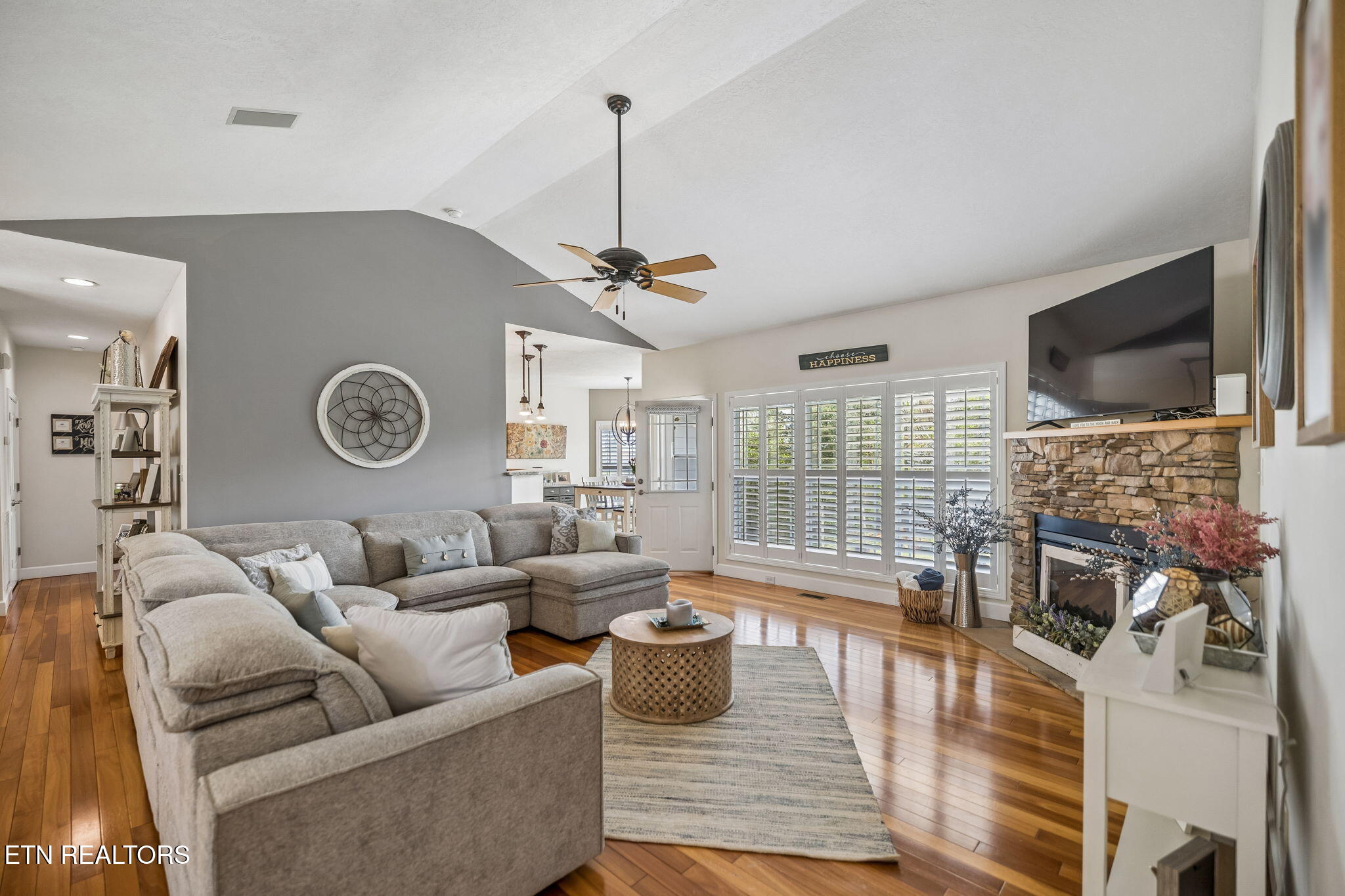 1208 Fox Ridge Drive Powell TN 37849