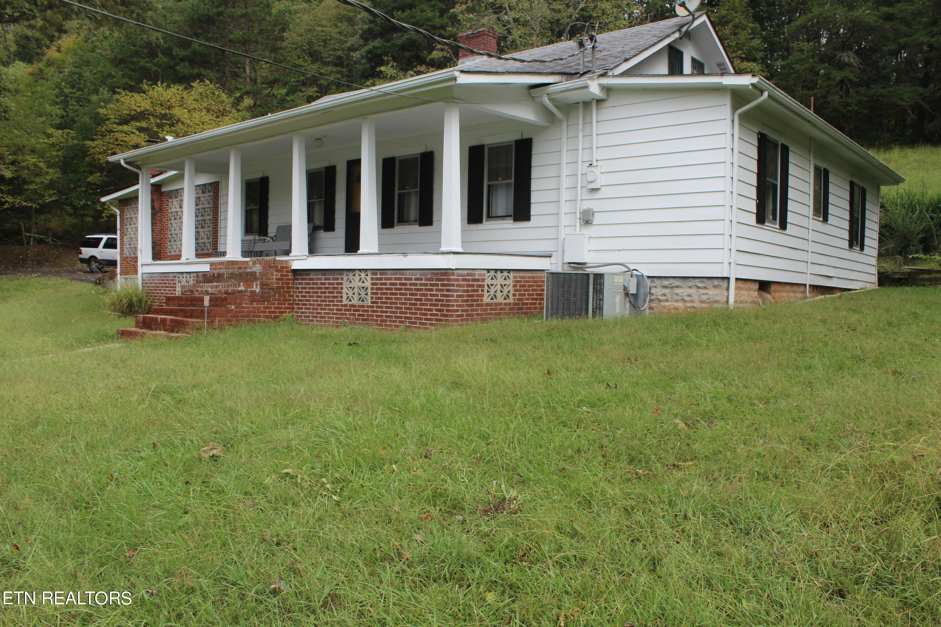 3556 Lone Mountain Road New Tazewell TN 37825