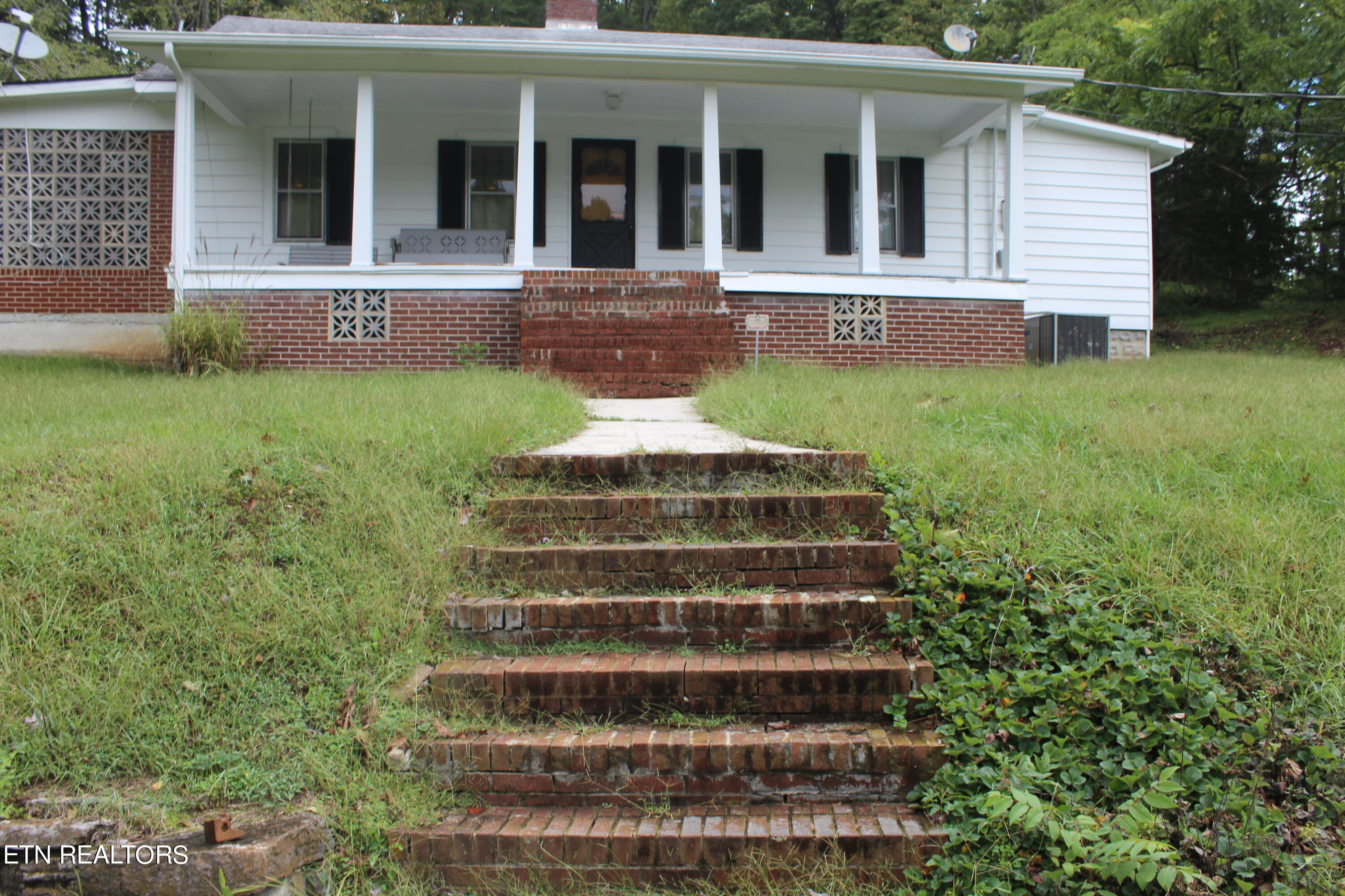 3556 Lone Mountain Road New Tazewell TN 37825