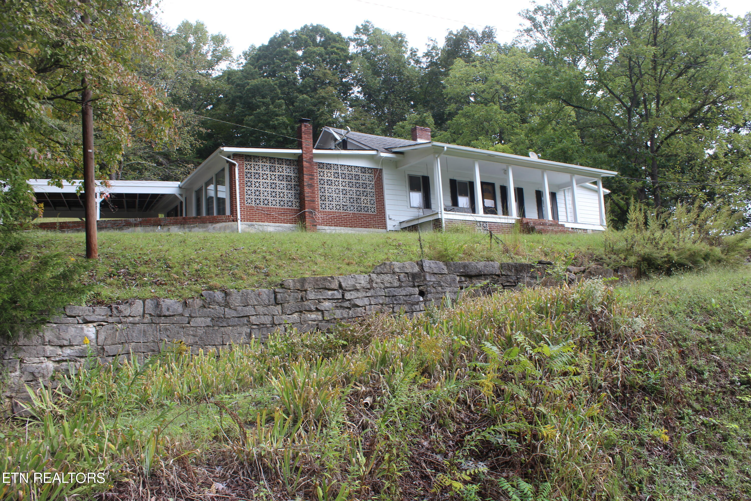 3556 Lone Mountain Road New Tazewell TN 37825