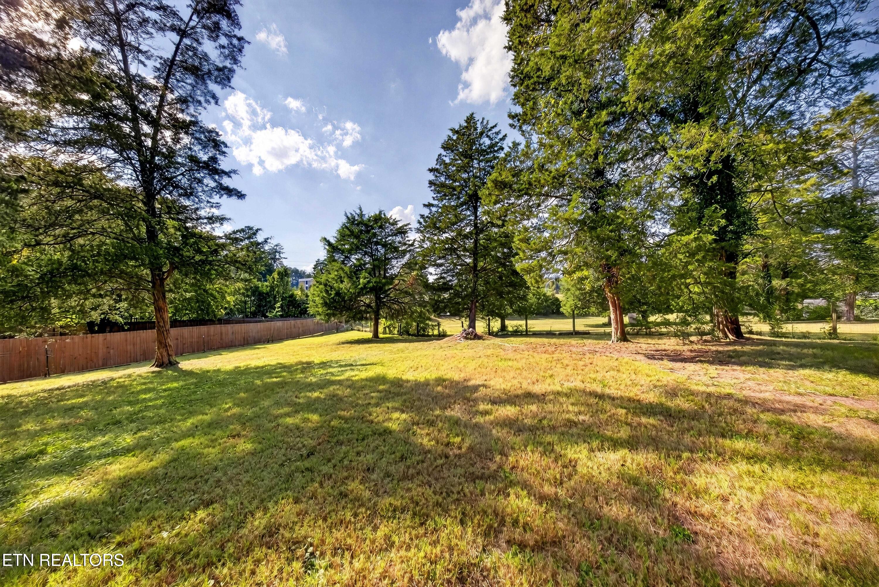 106 Dartmouth Circle Oak Ridge TN 37830
