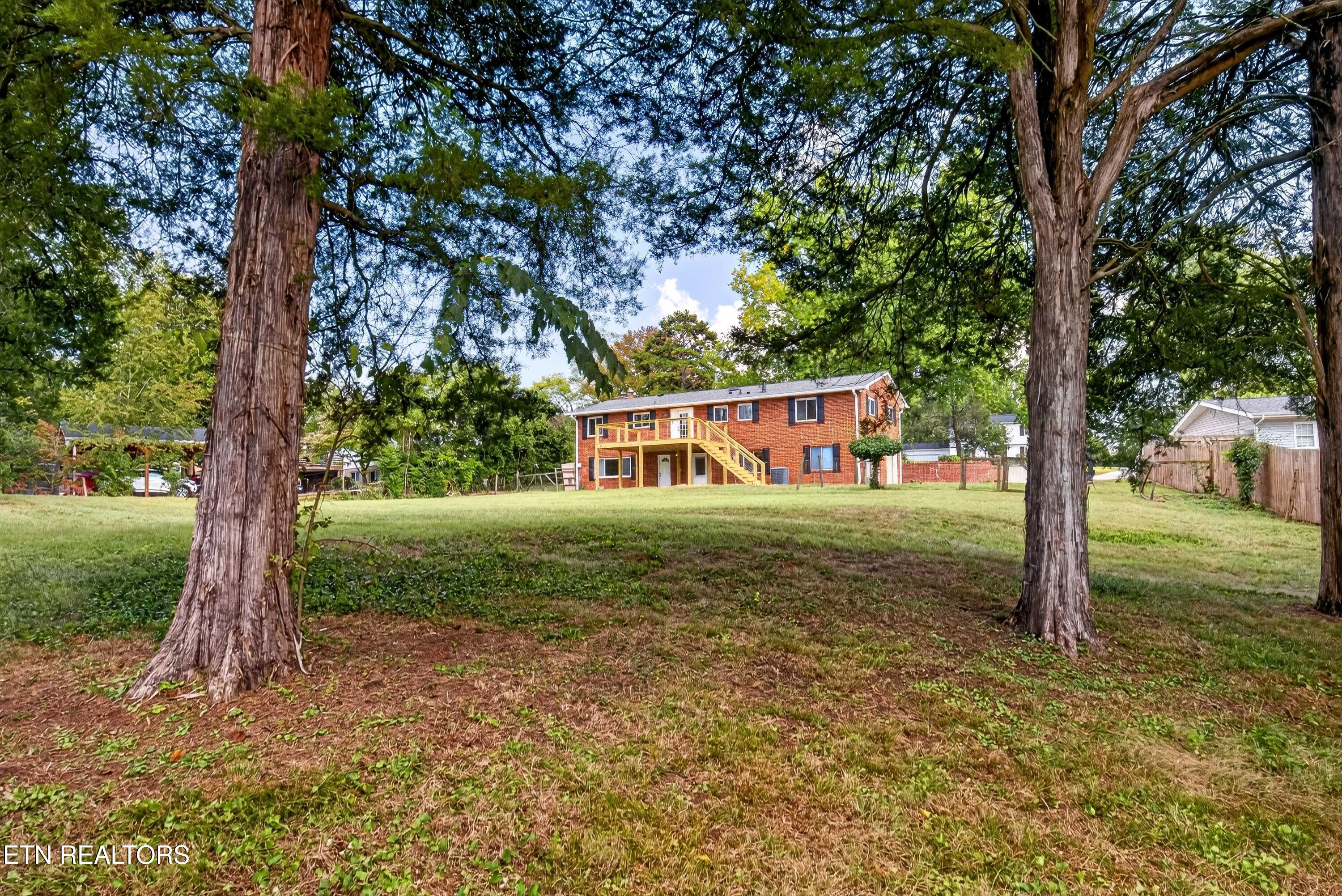 106 Dartmouth Circle Oak Ridge TN 37830