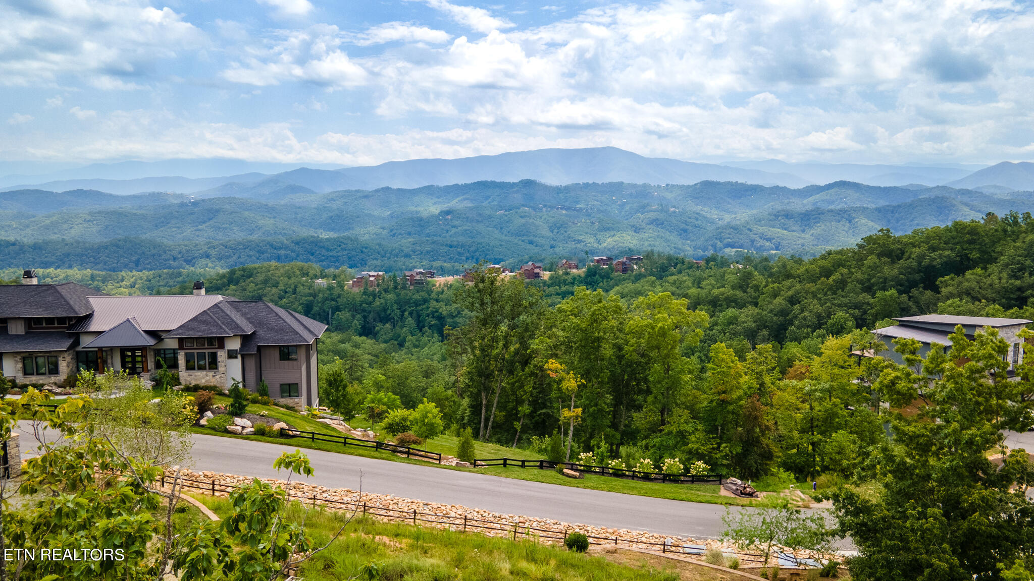 3080 Smoky Bluff Trail Sevierville TN 37862