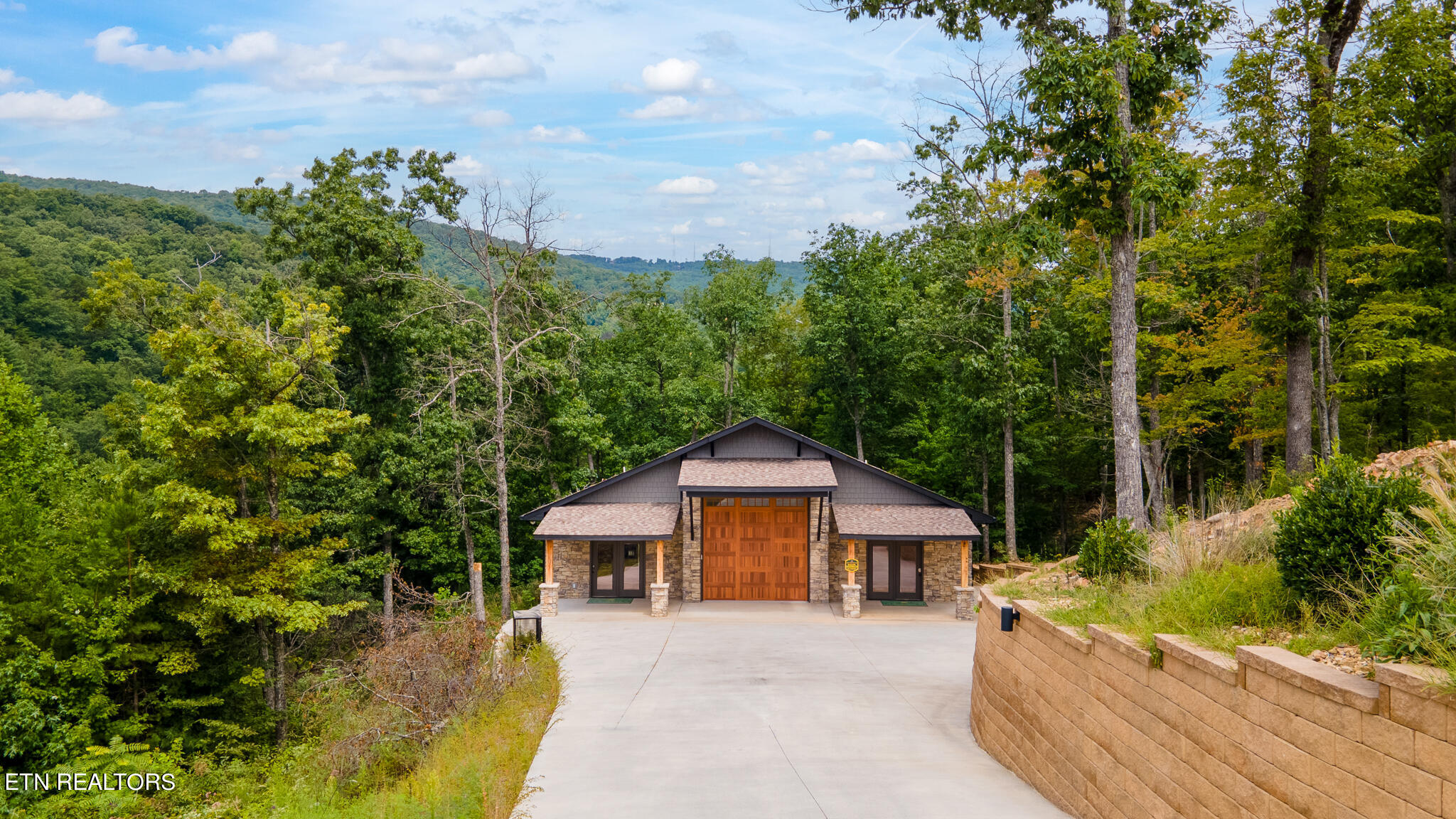 3080 Smoky Bluff Trail Sevierville TN 37862