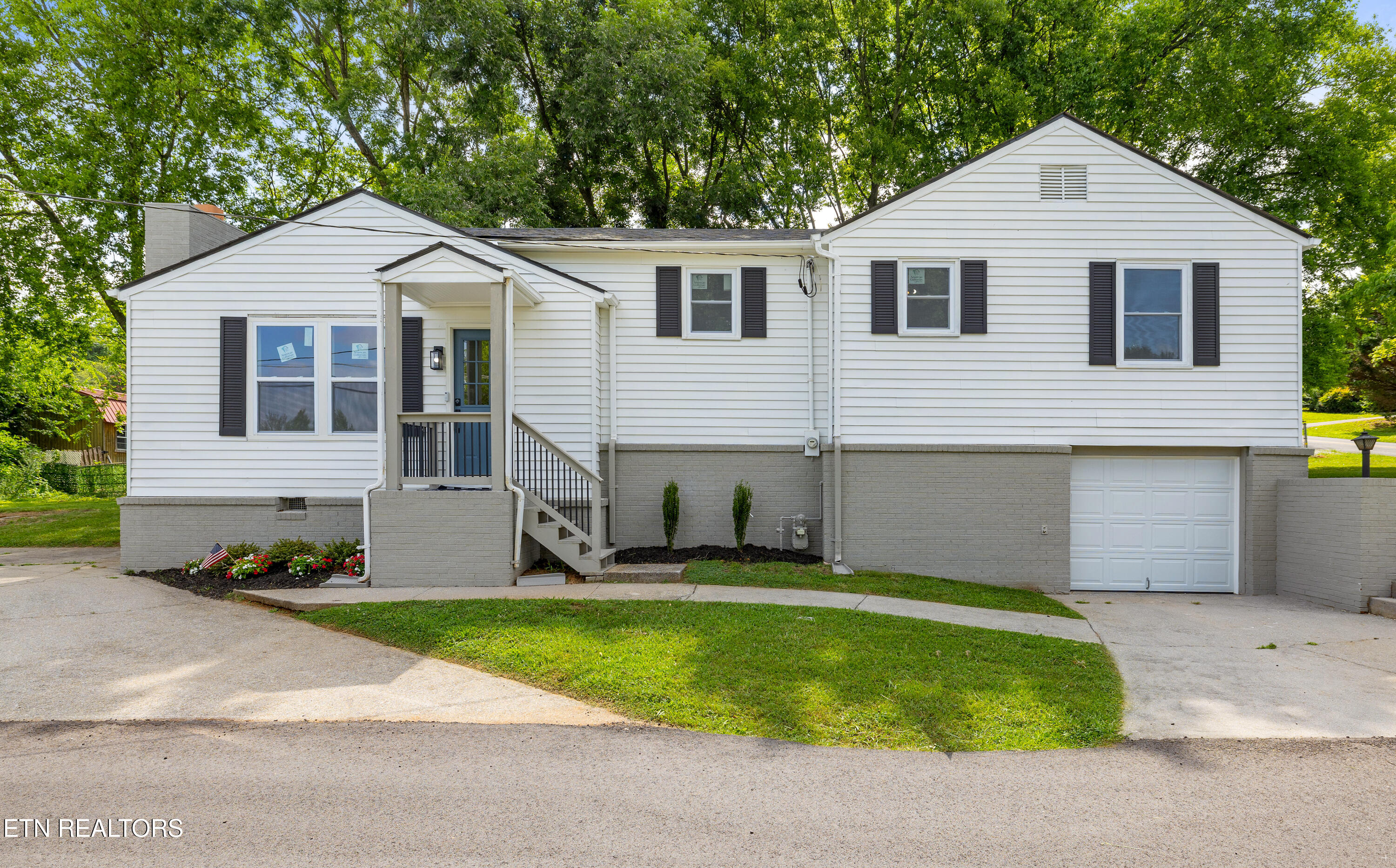 300 Henderson Street Maryville TN 37804