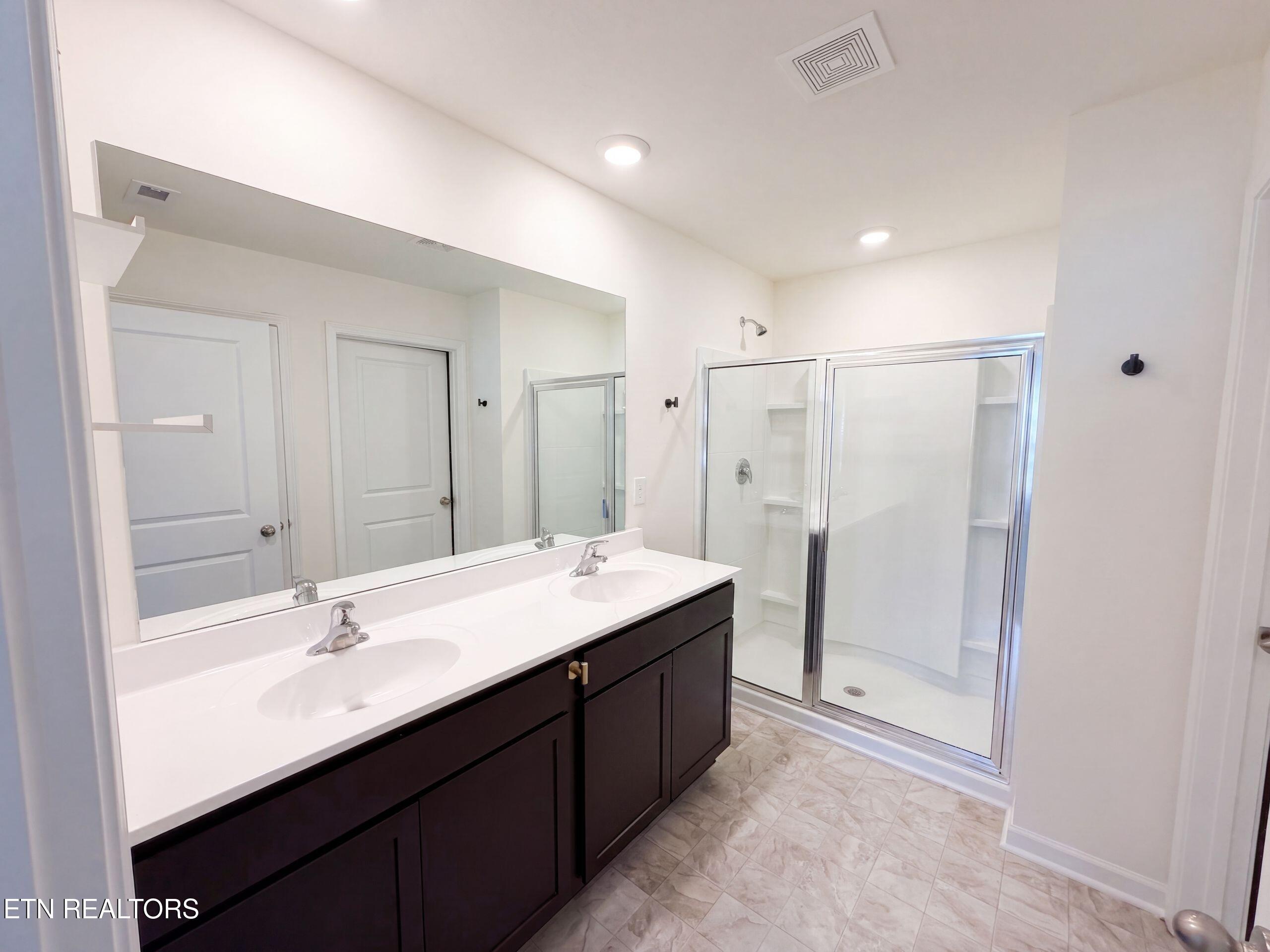 1120 Amber Vista Lane Knoxville TN 37914