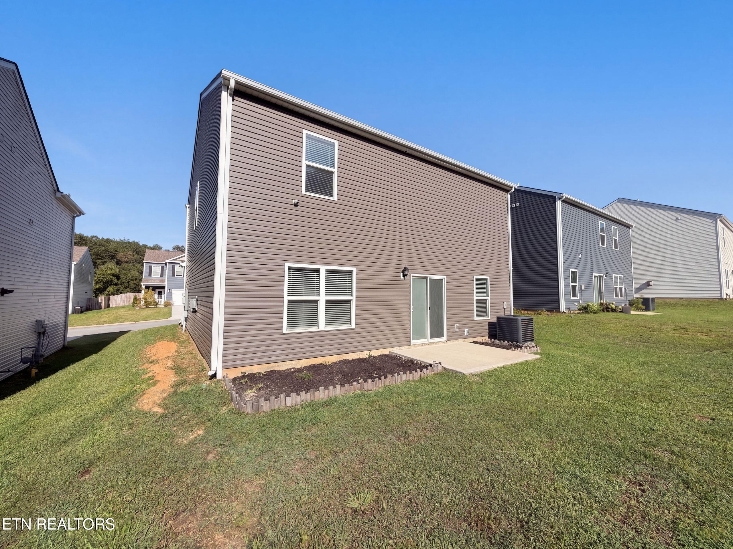 1120 Amber Vista Lane Knoxville TN 37914