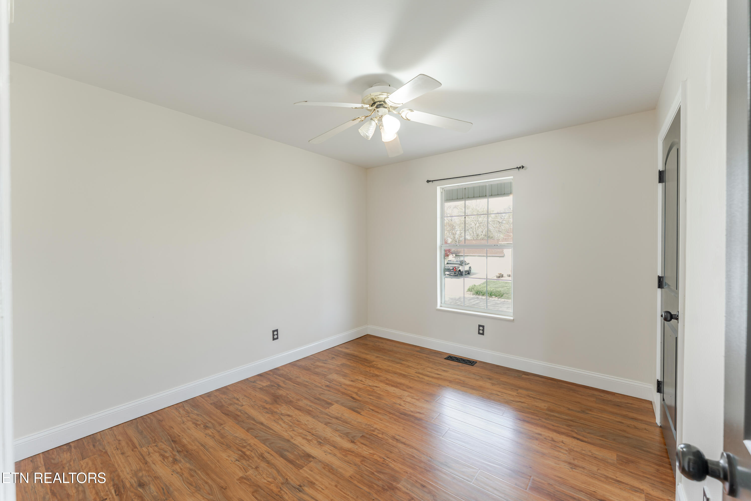 4554 Clifton Lane Strawberry Plains TN 37871