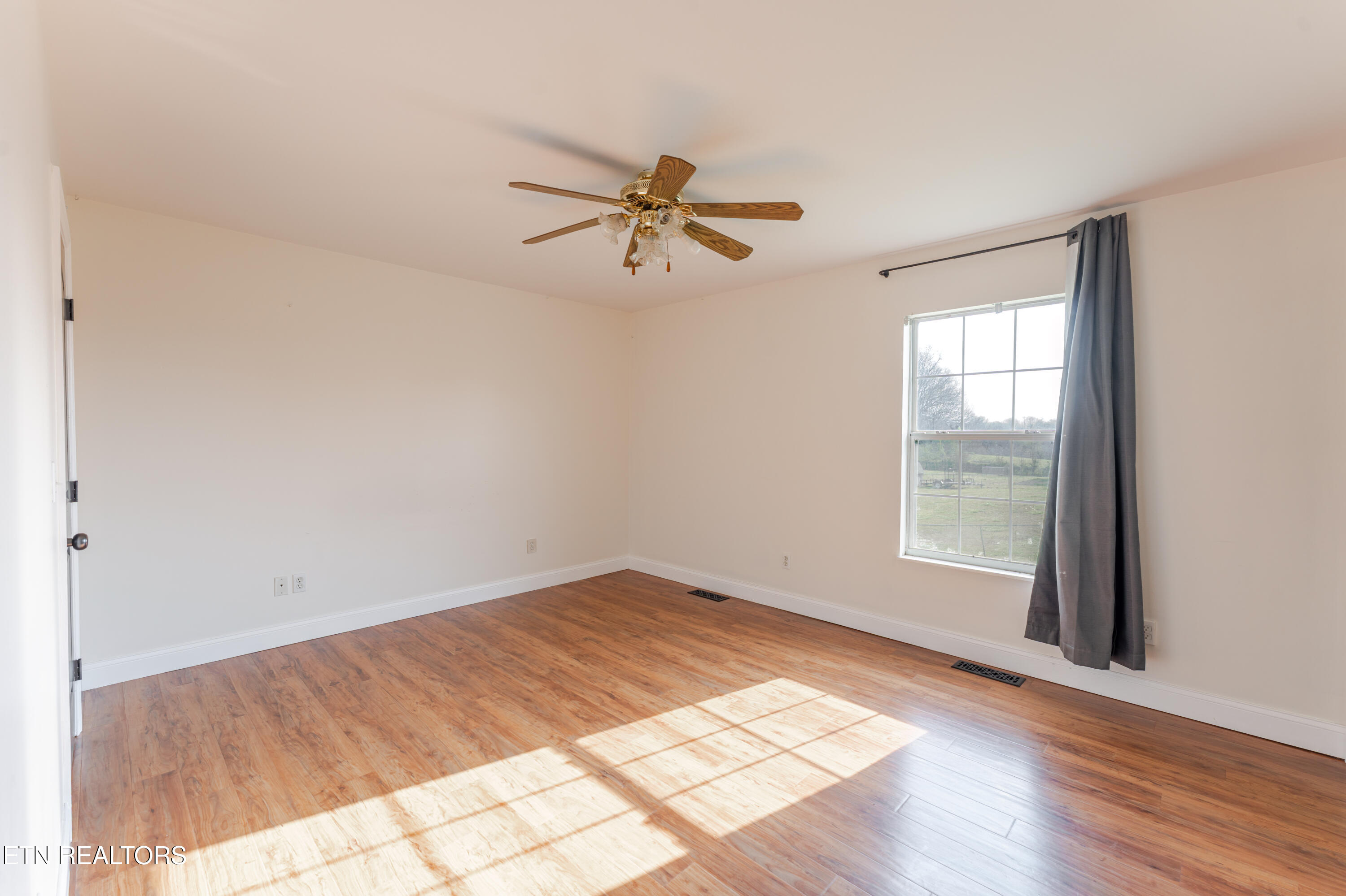 4554 Clifton Lane Strawberry Plains TN 37871