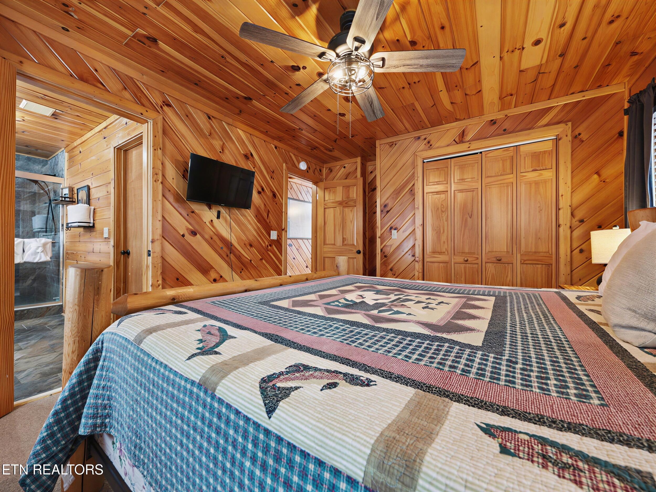 3195 Emerald Springs Loop Sevierville TN 37862