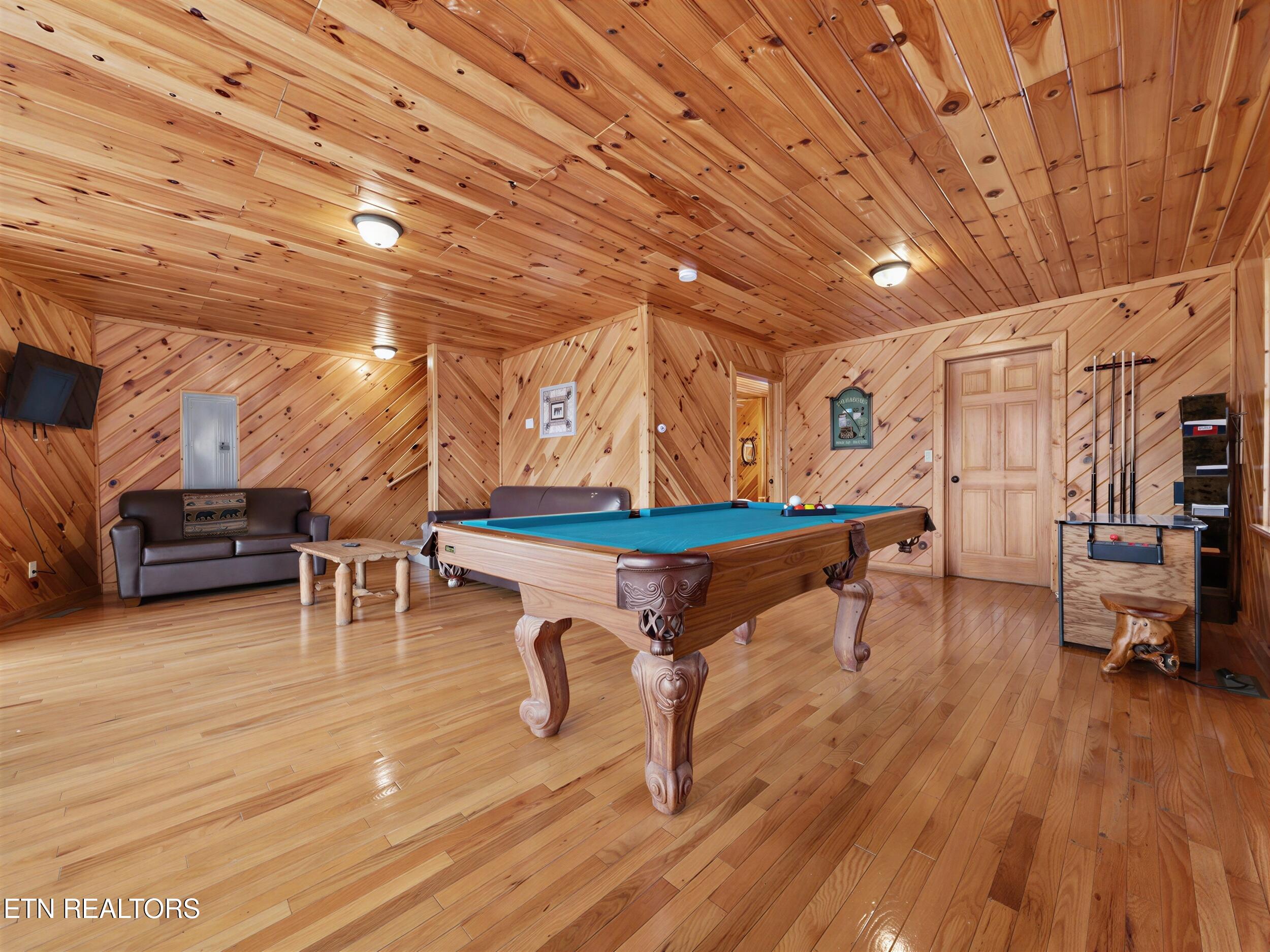 3195 Emerald Springs Loop Sevierville TN 37862