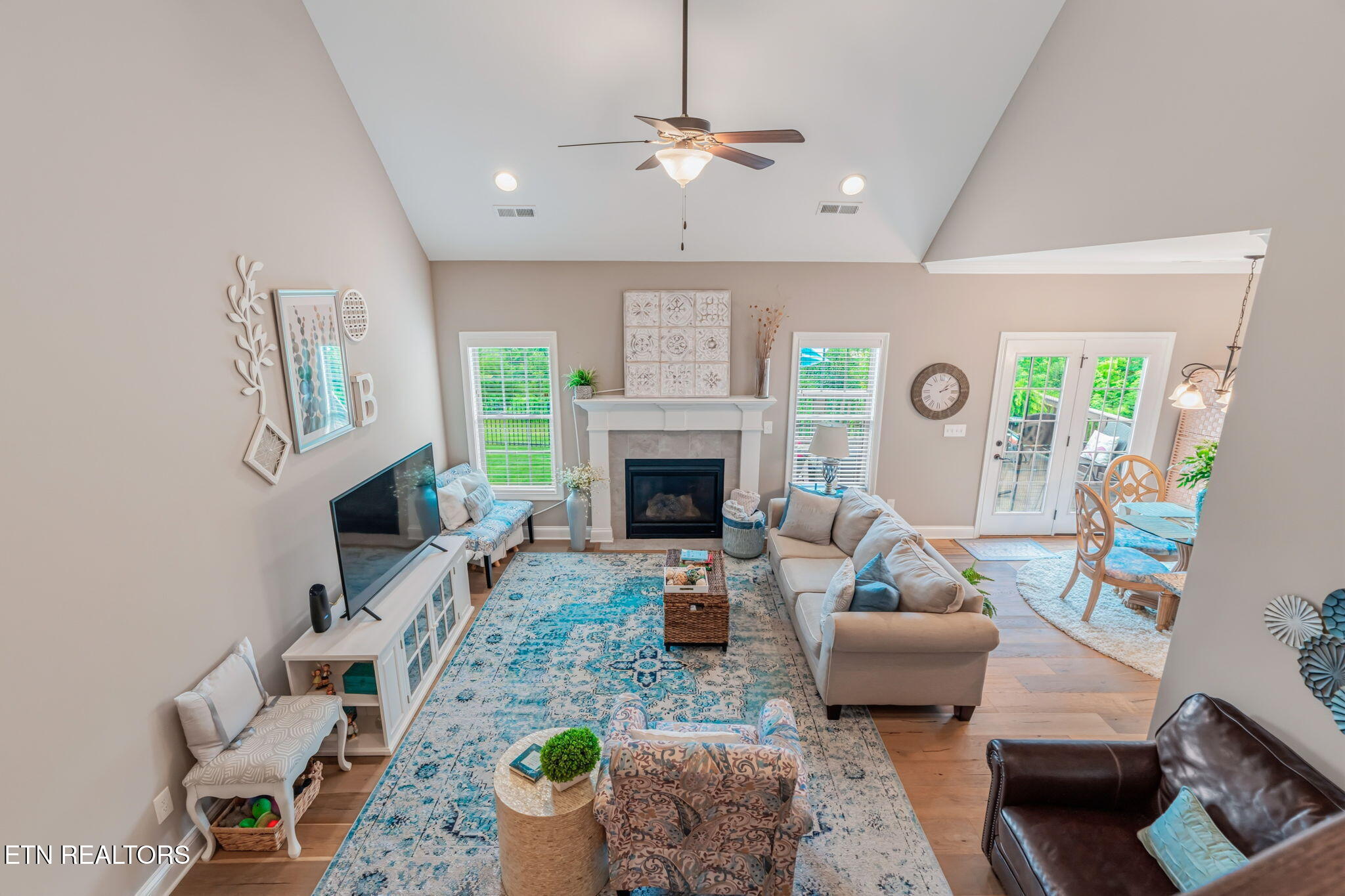 1016 Jacksonian Way Lenoir City TN 37772