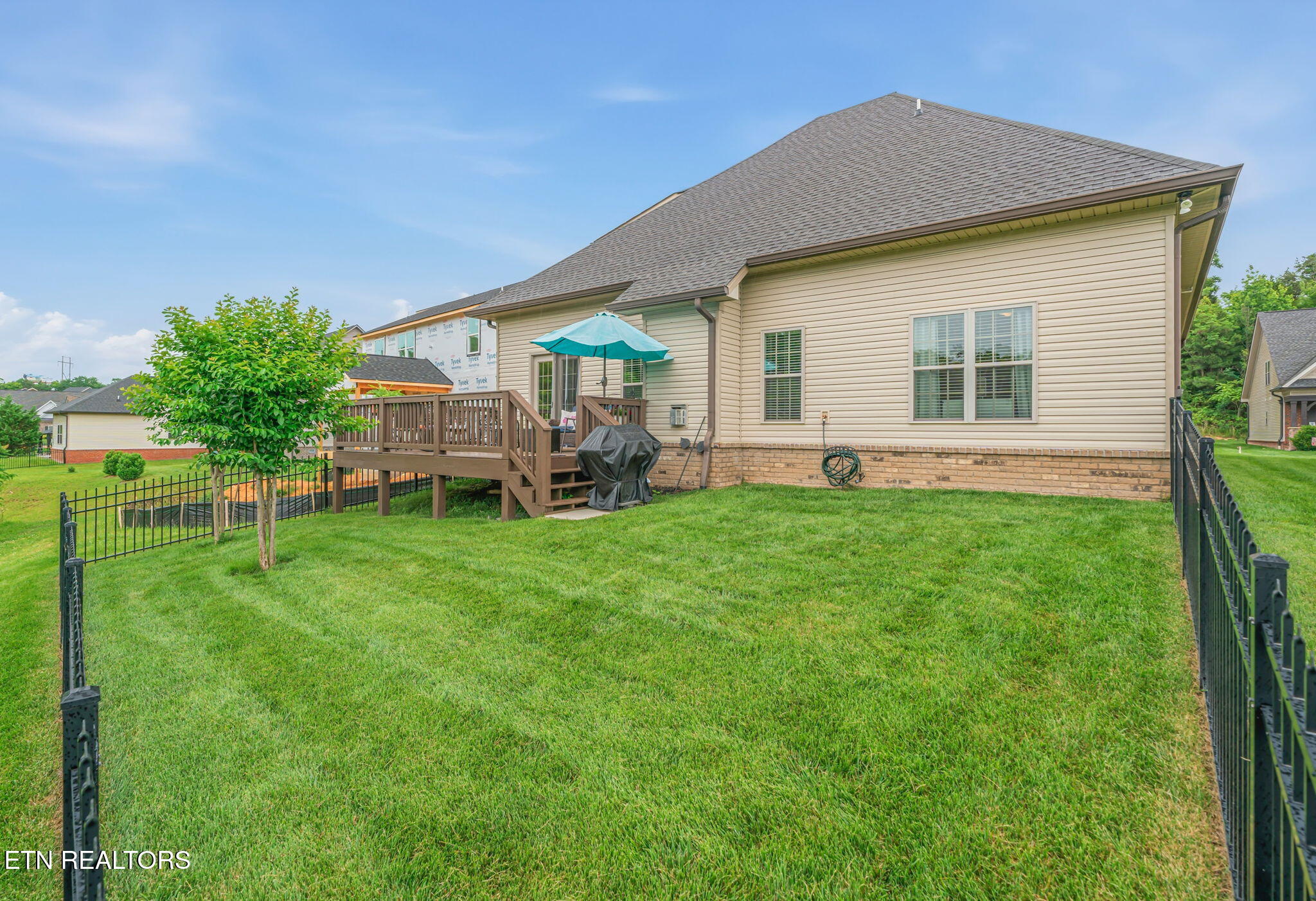 1016 Jacksonian Way Lenoir City TN 37772