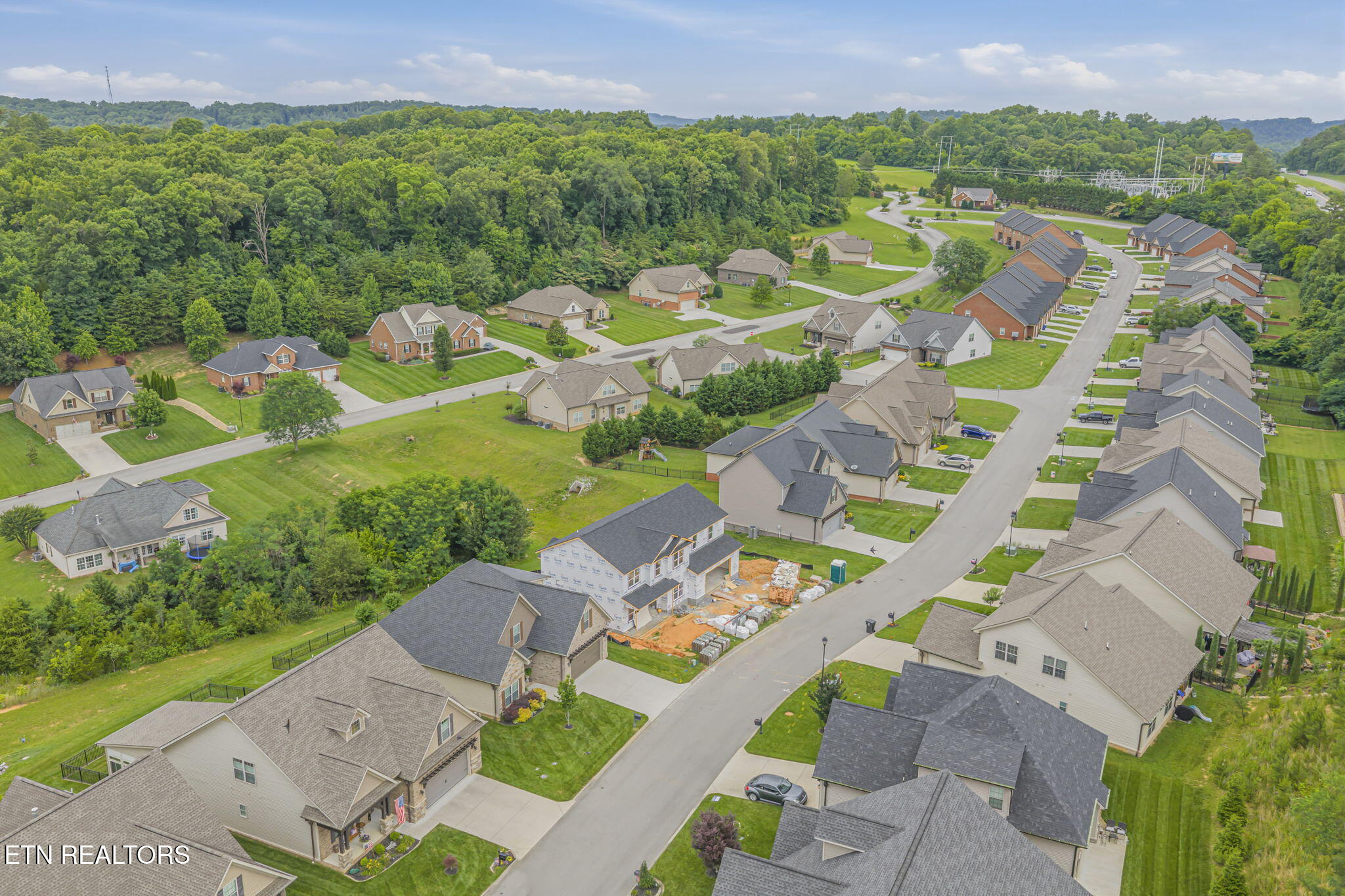 1016 Jacksonian Way Lenoir City TN 37772