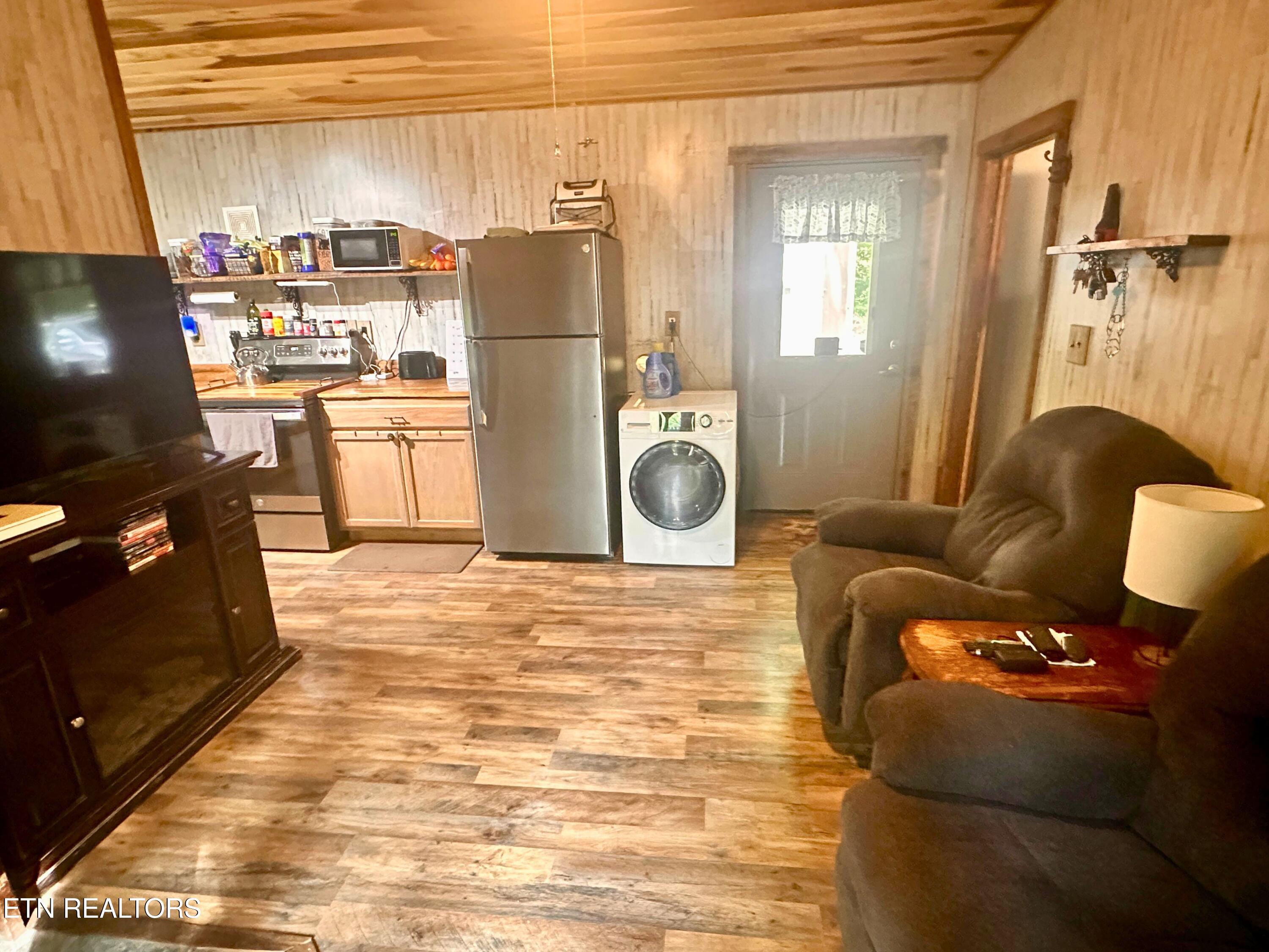 6 Diane Circle Crossville TN 38572