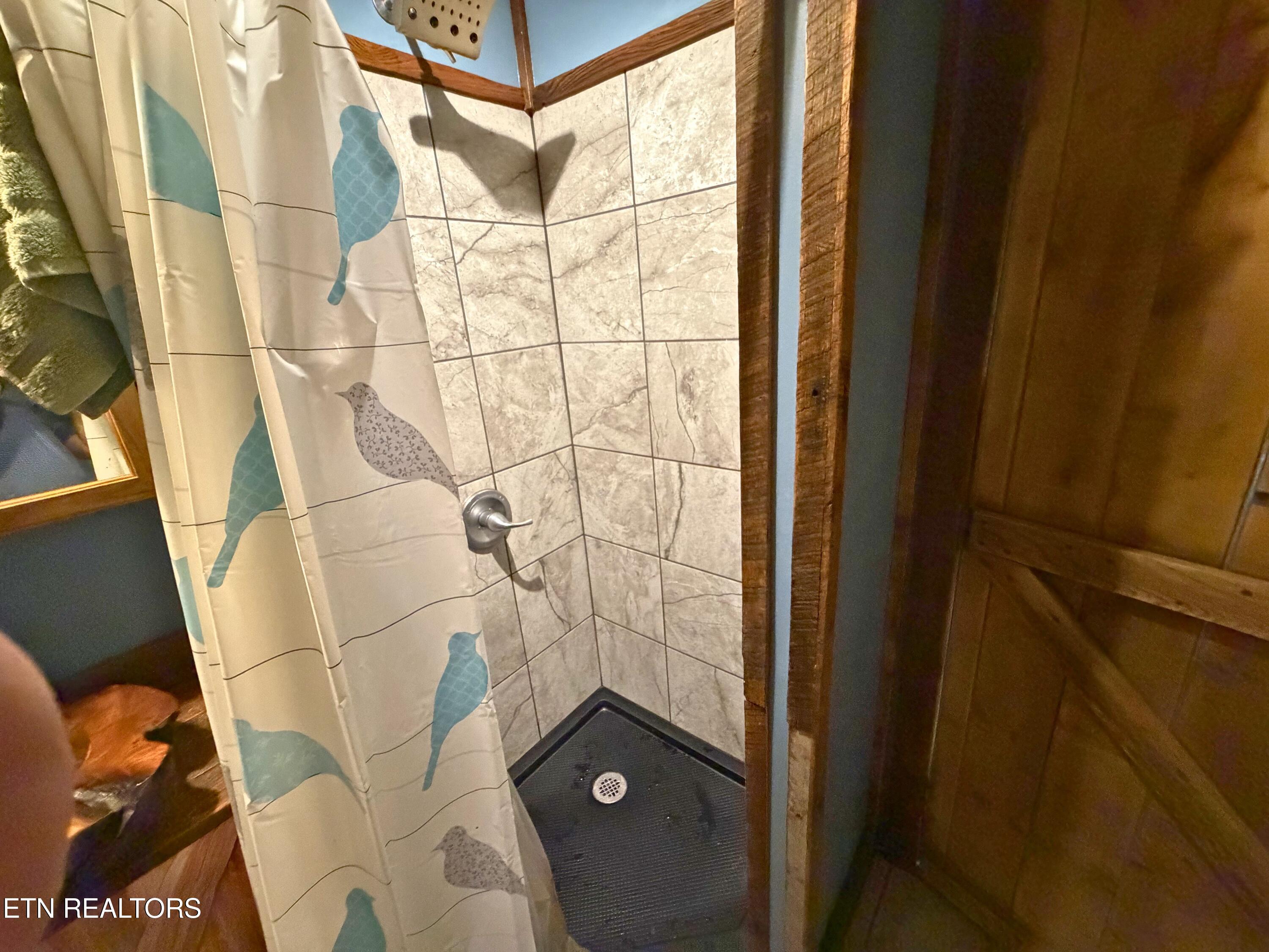 6 Diane Circle Crossville TN 38572