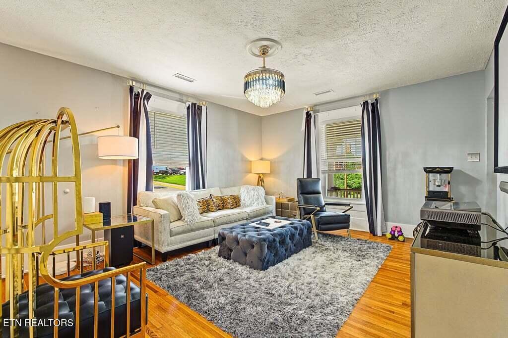 800 Wells Avenue Knoxville TN 37917