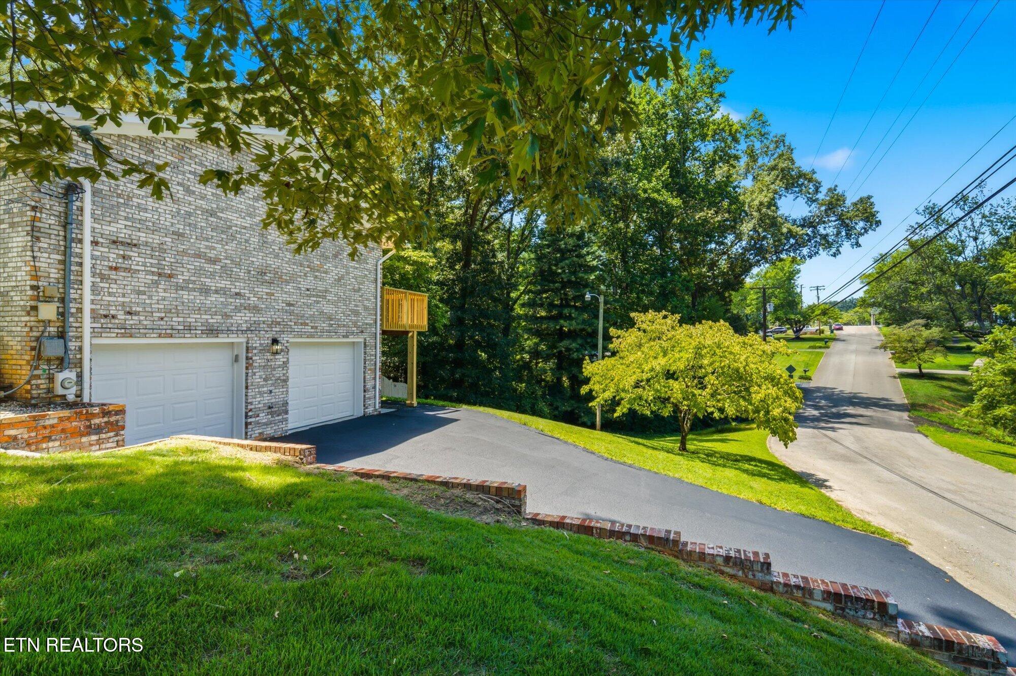 1016 Lovell View Circle Knoxville TN 37932