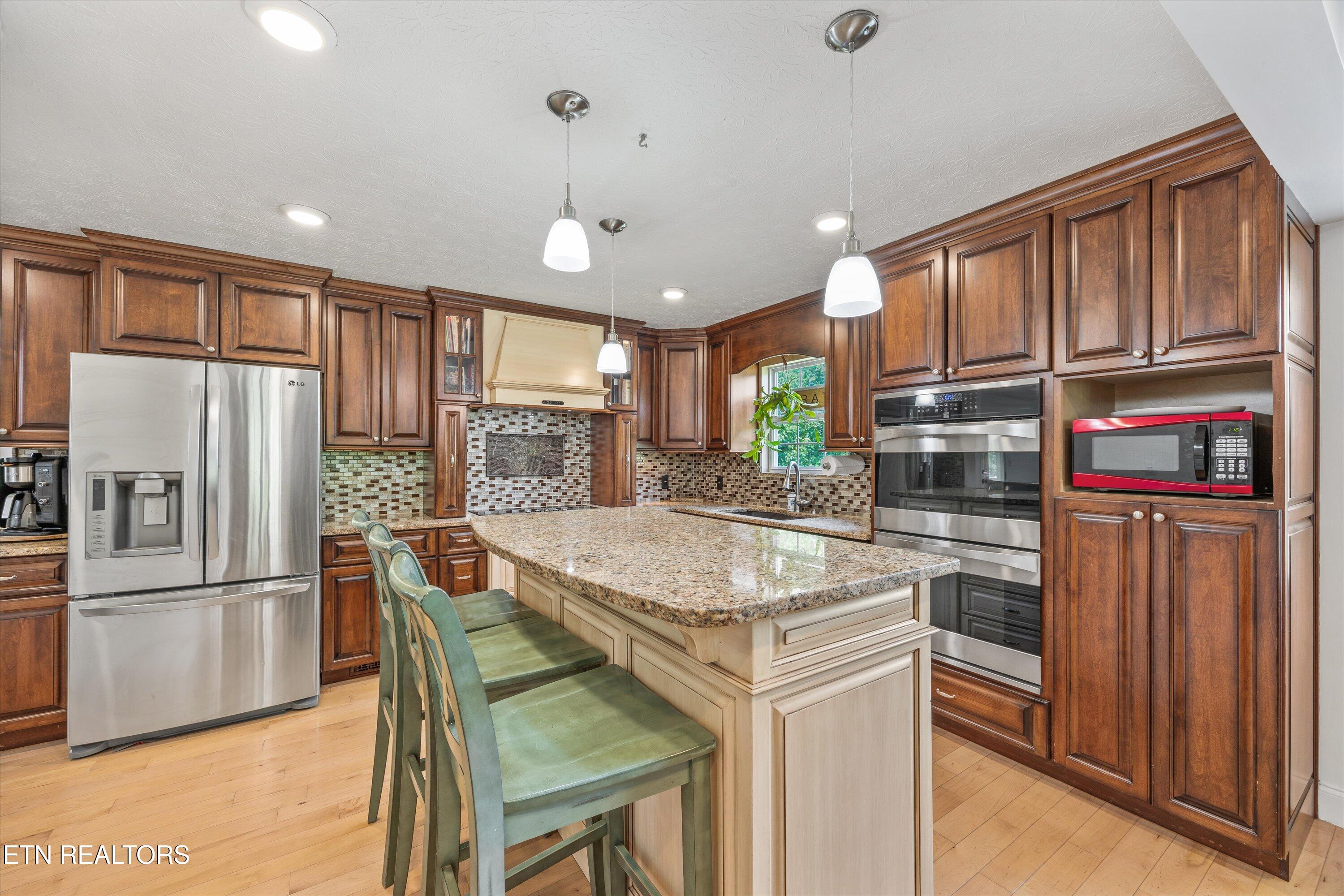986 Marlow Circle Clinton TN 37716