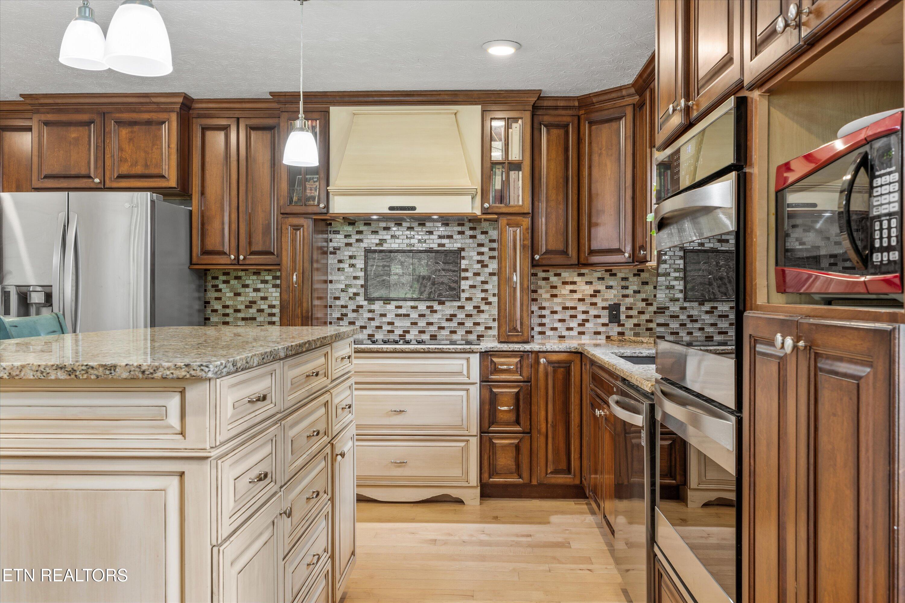 986 Marlow Circle Clinton TN 37716