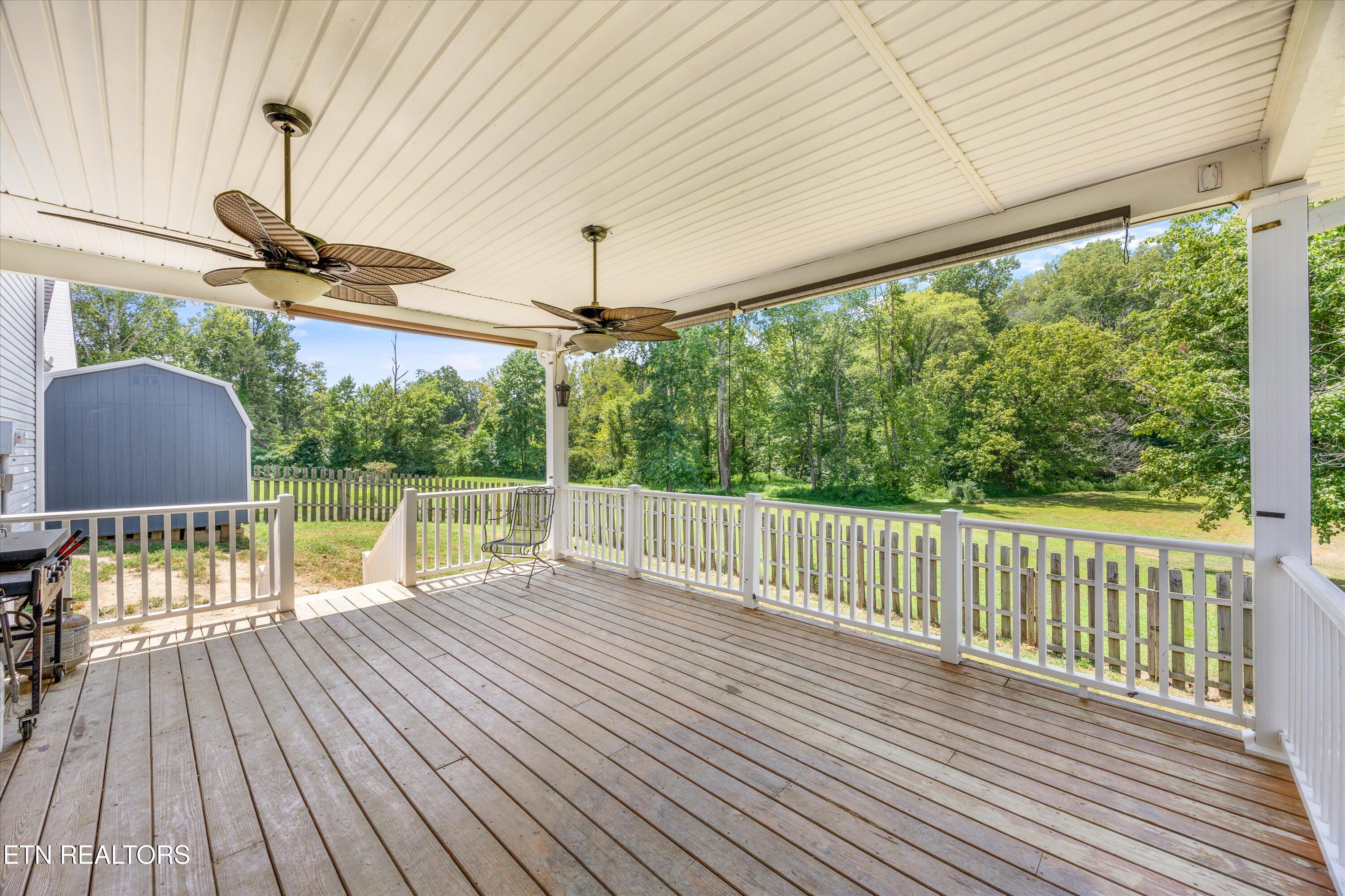 986 Marlow Circle Clinton TN 37716