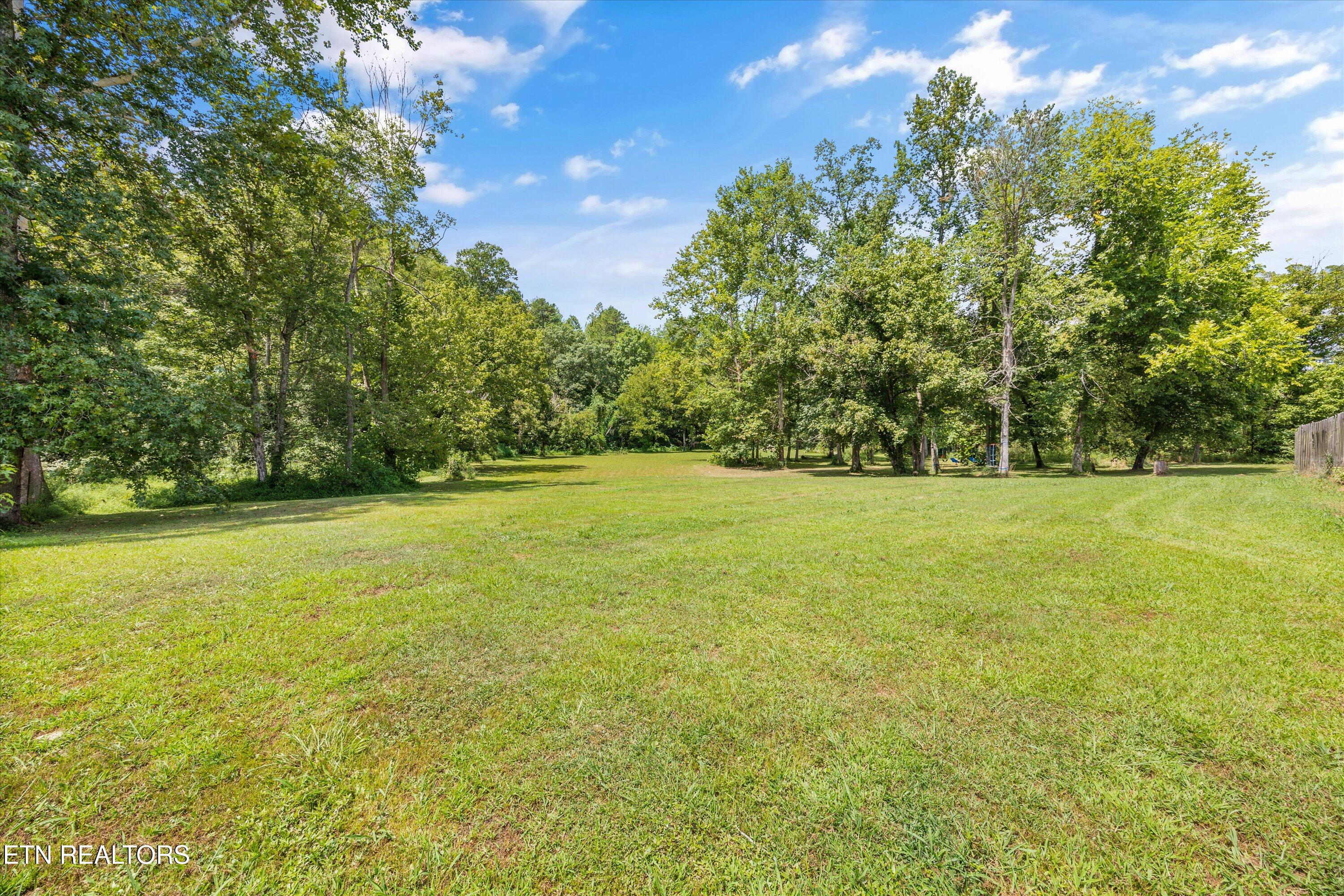 986 Marlow Circle Clinton TN 37716