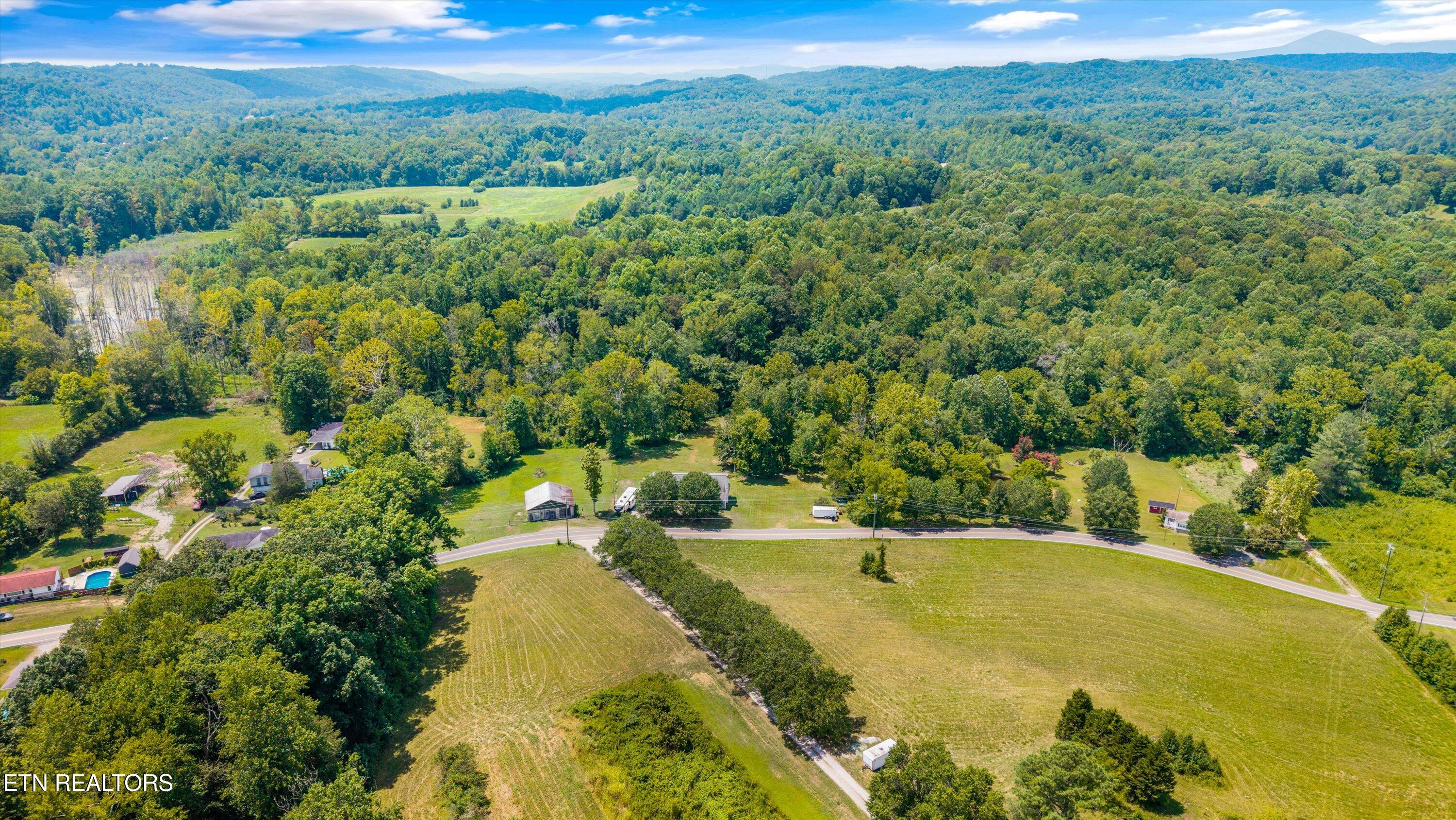 986 Marlow Circle Clinton TN 37716