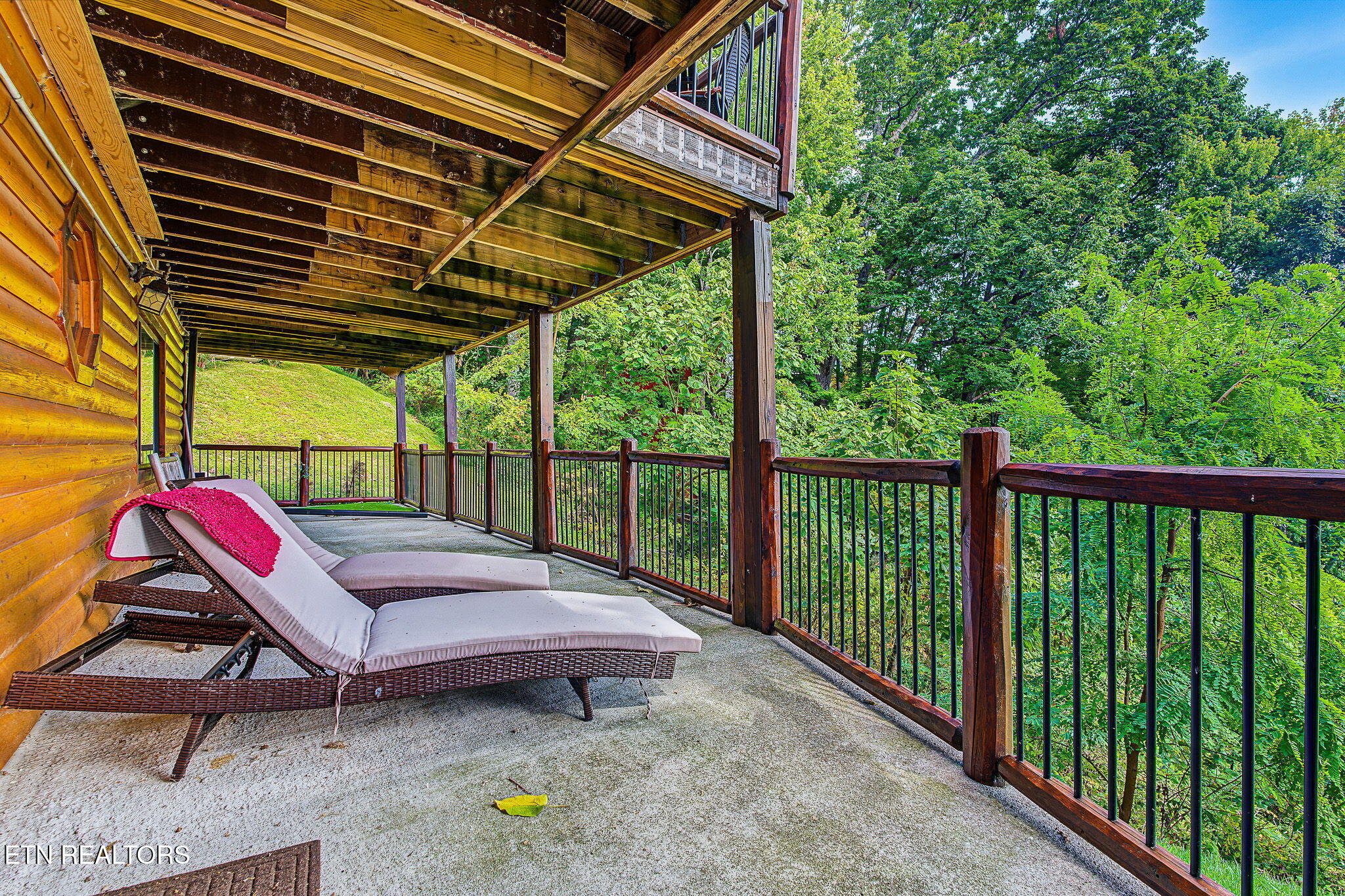 1404 S Baden Drive Gatlinburg TN 37738