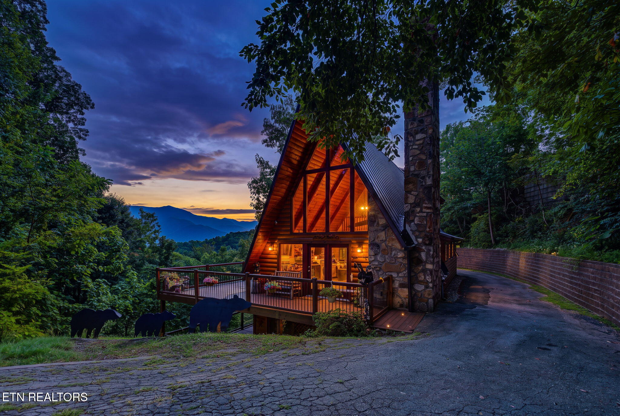1404 S Baden Drive Gatlinburg TN 37738