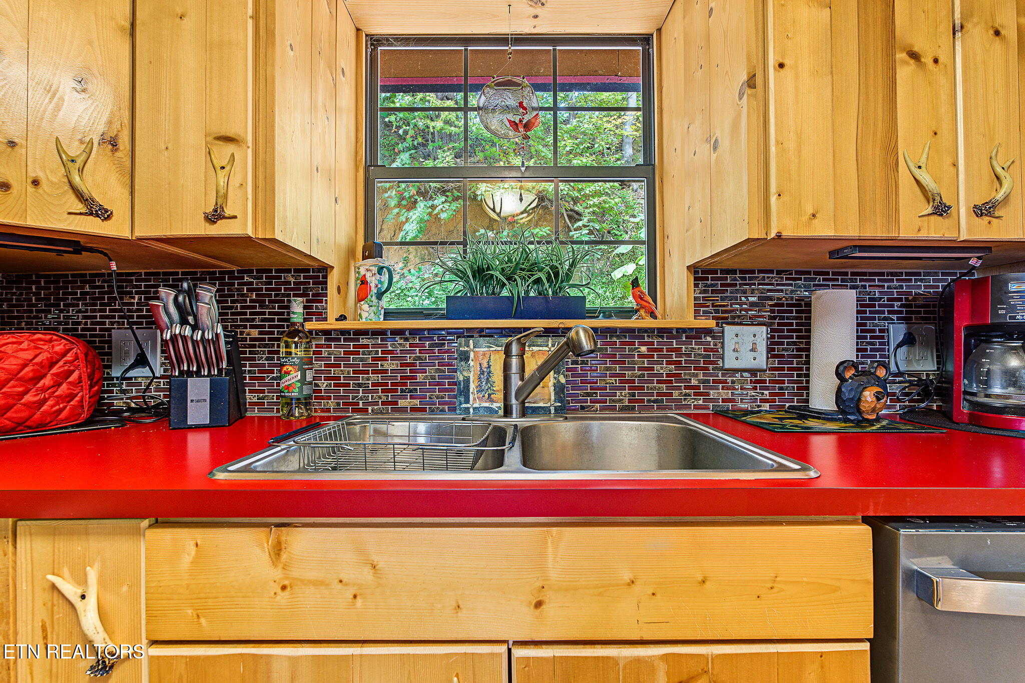 1404 S Baden Drive Gatlinburg TN 37738