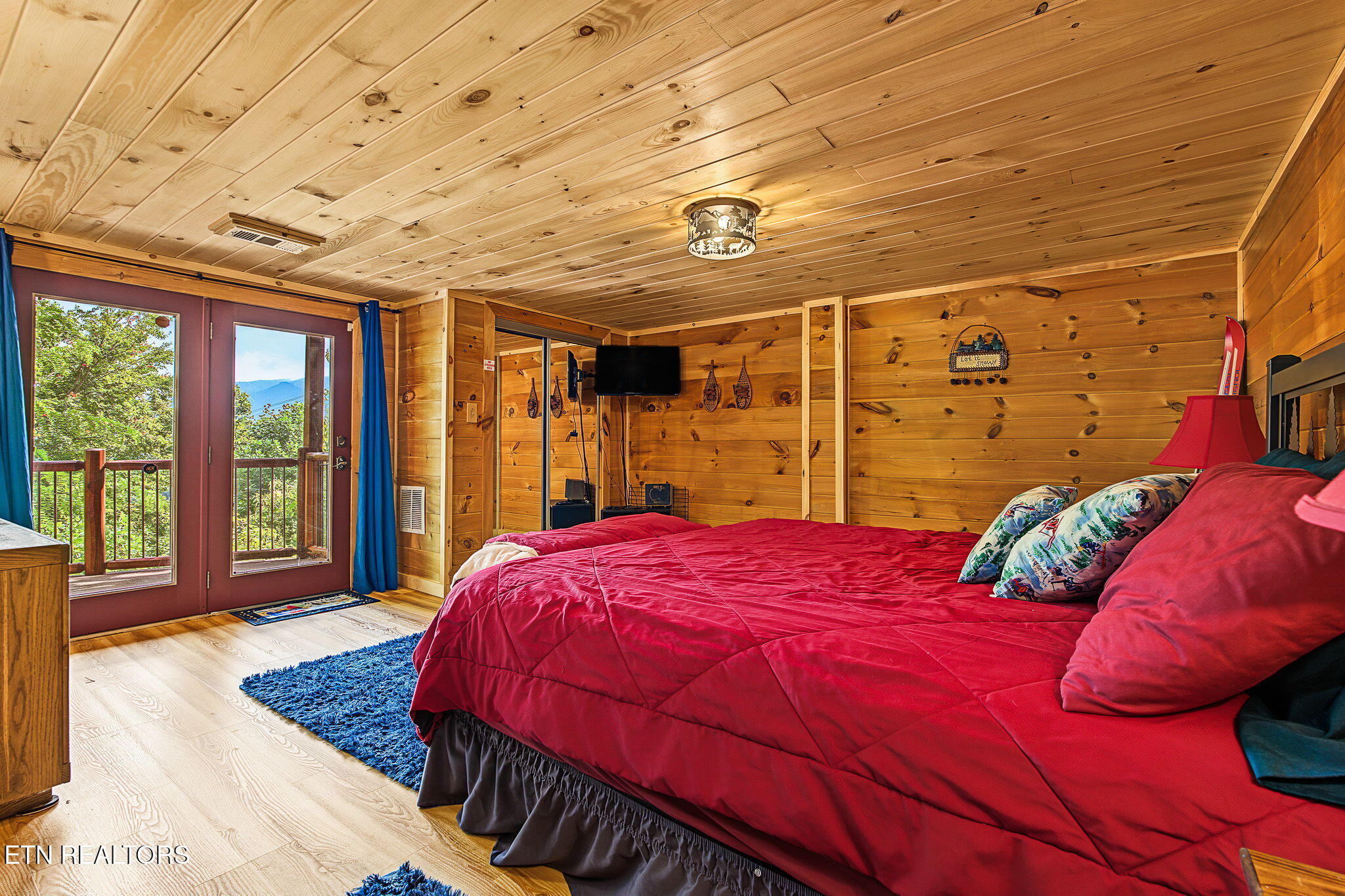 1404 S Baden Drive Gatlinburg TN 37738