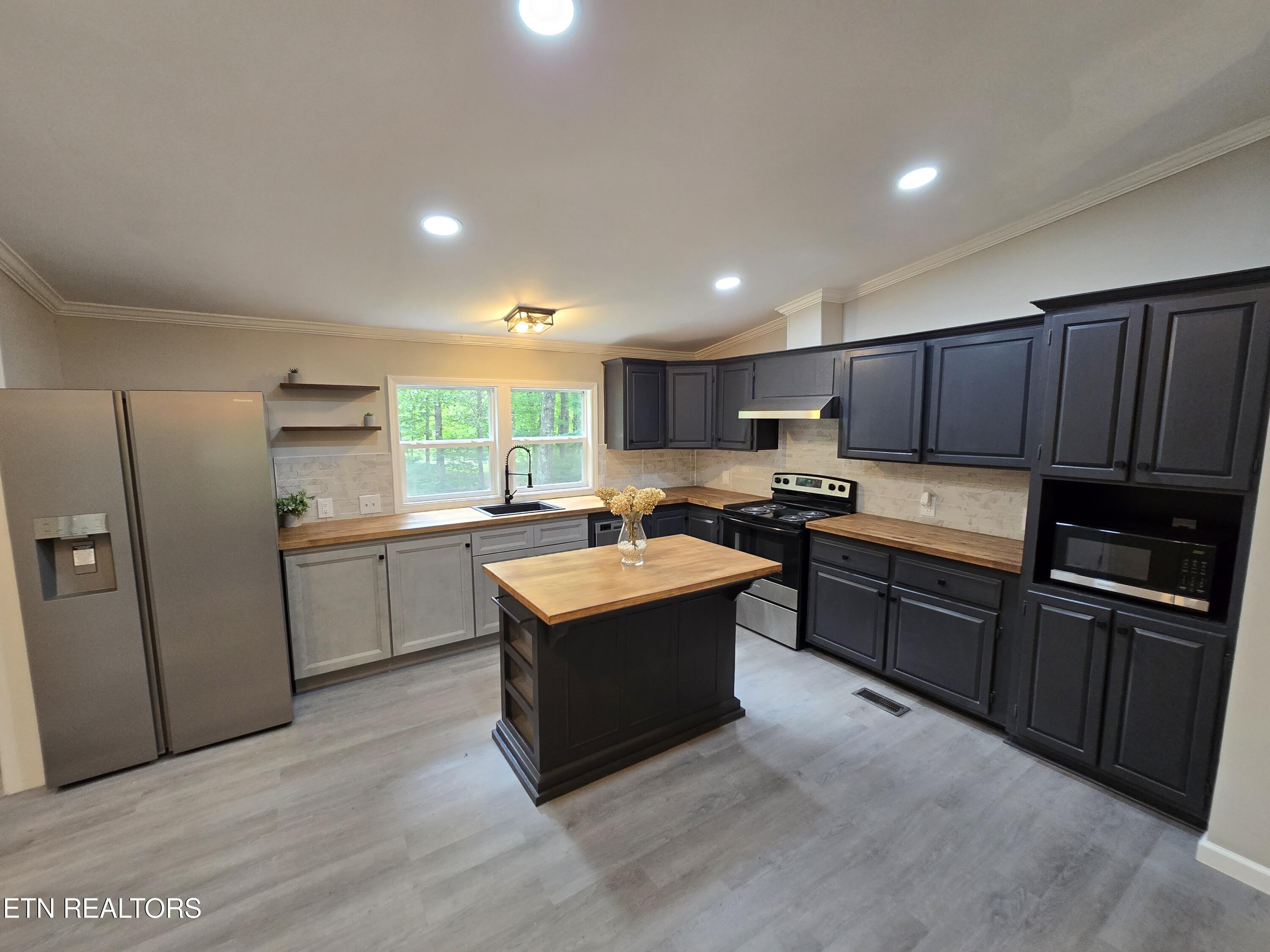 601 Foxwood Drive Crossville TN 38571