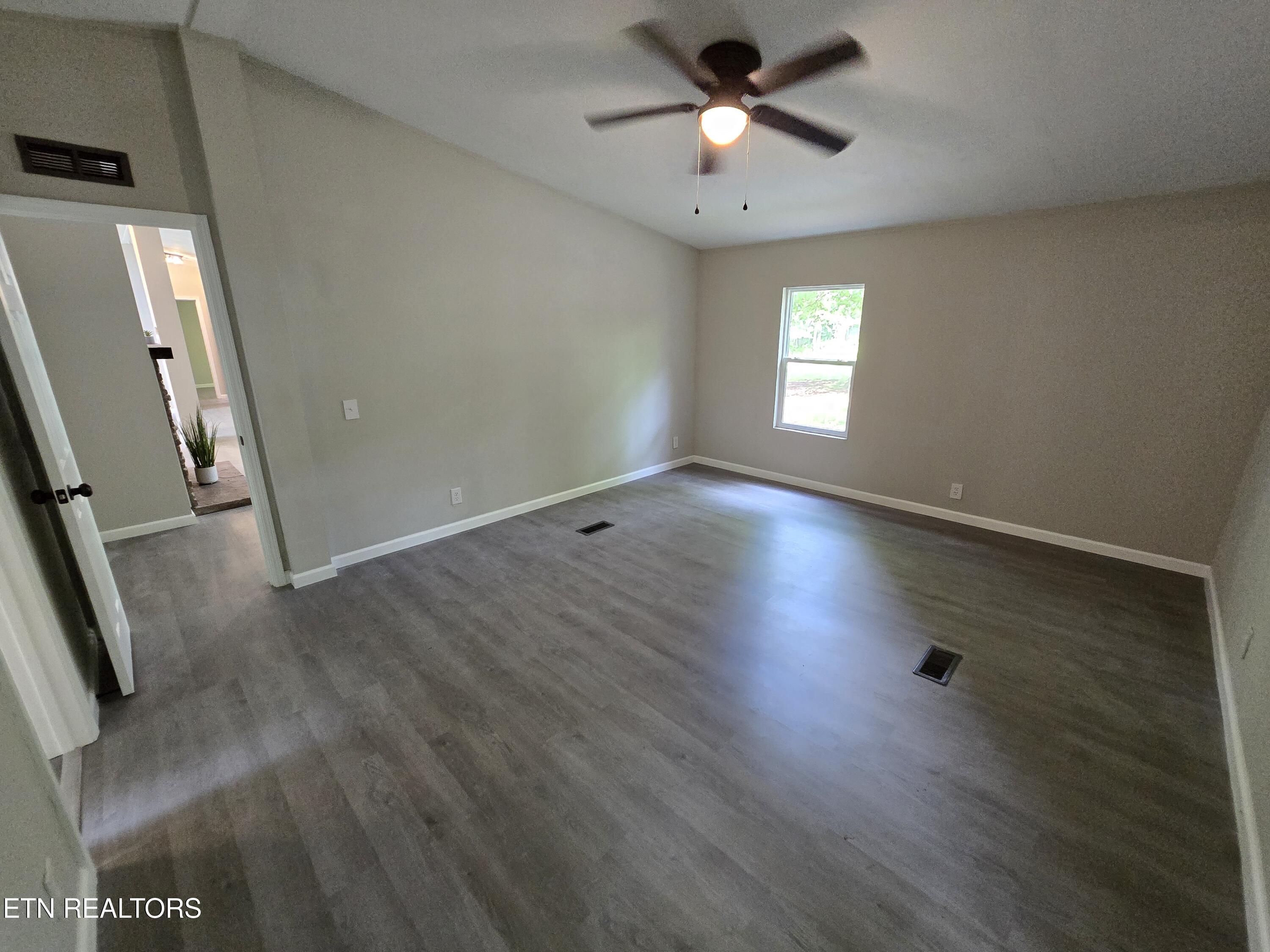 601 Foxwood Drive Crossville TN 38571
