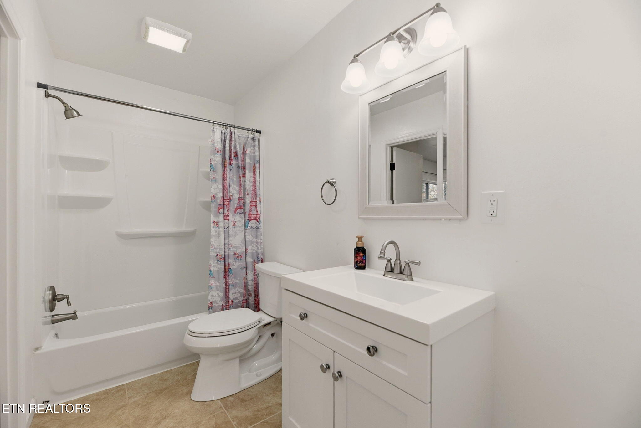 435 Sherwood Estates Circle Clinton TN 37716