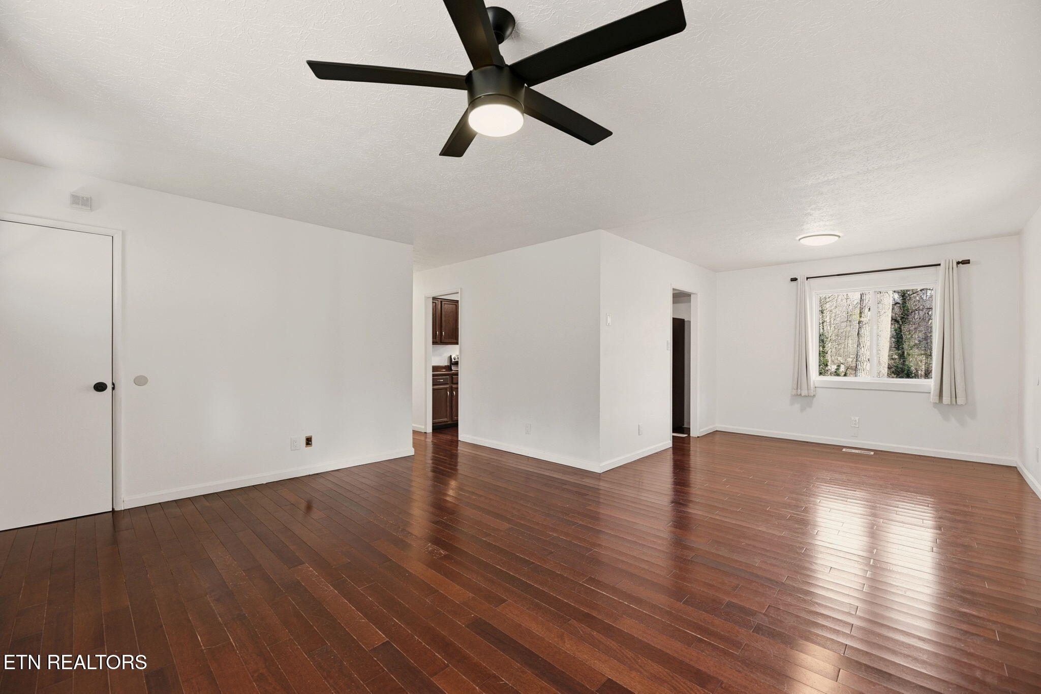 435 Sherwood Estates Circle Clinton TN 37716