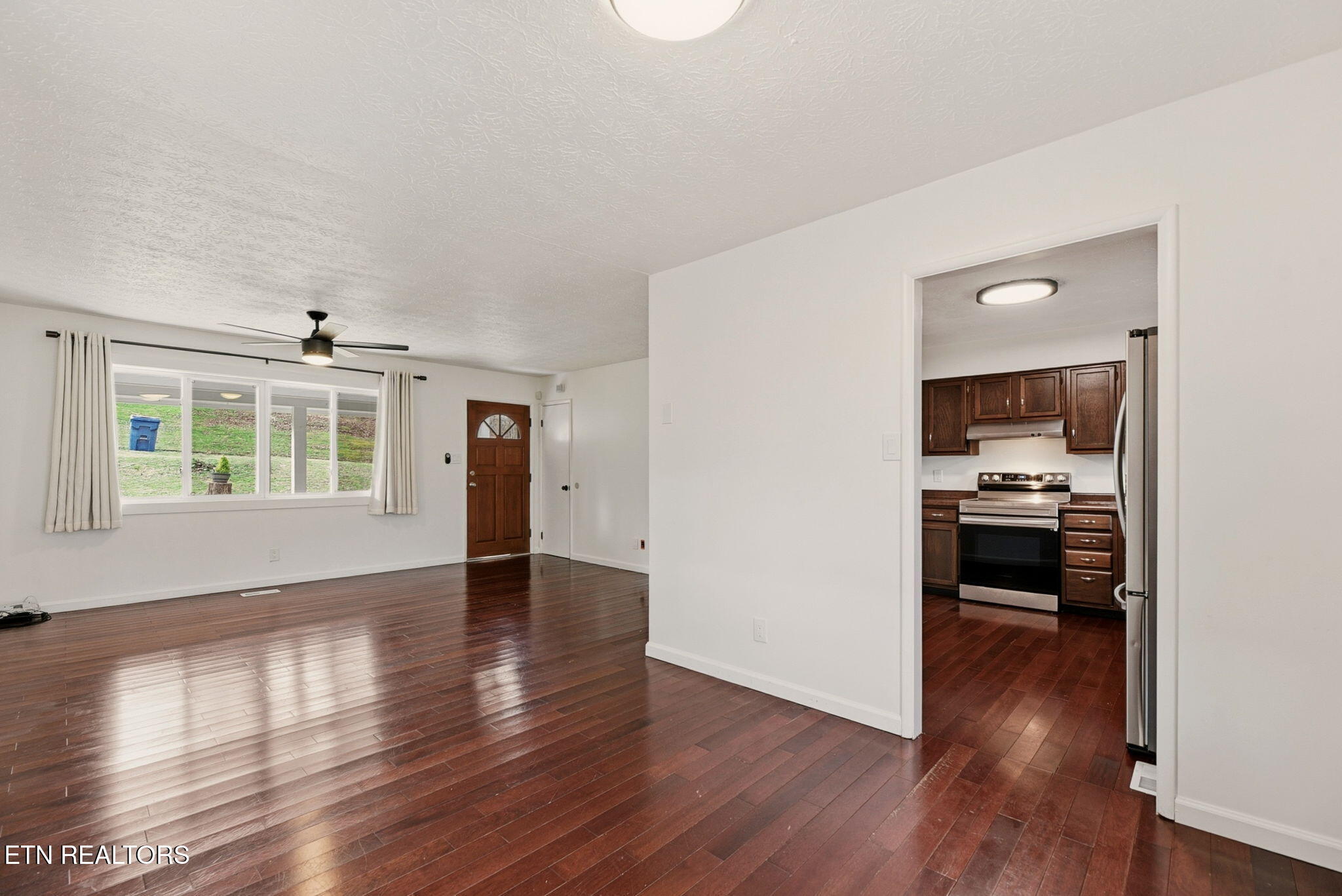 435 Sherwood Estates Circle Clinton TN 37716